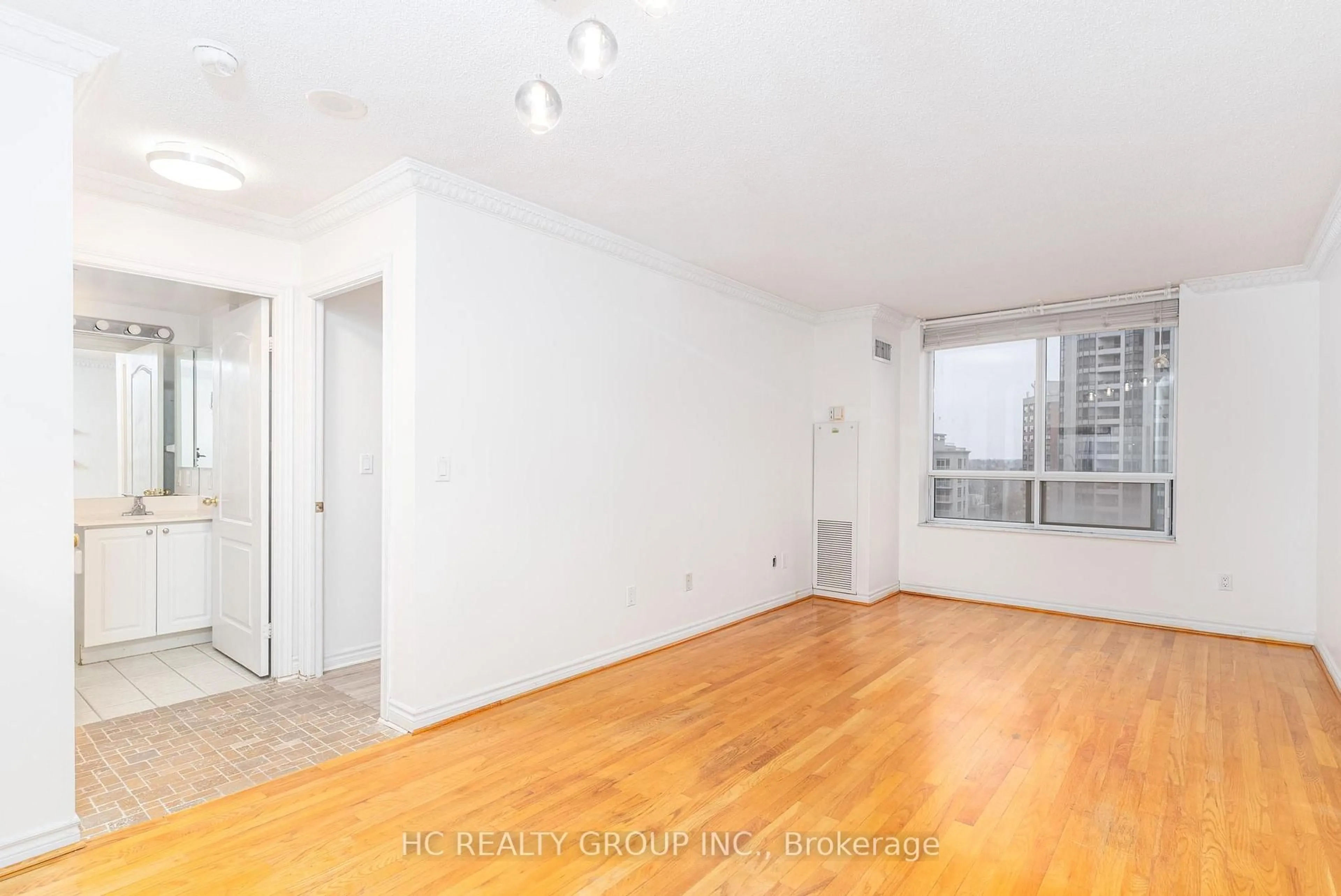 A pic of a room for 18 Sommerset Way #1008, Toronto Ontario M2N 6X5