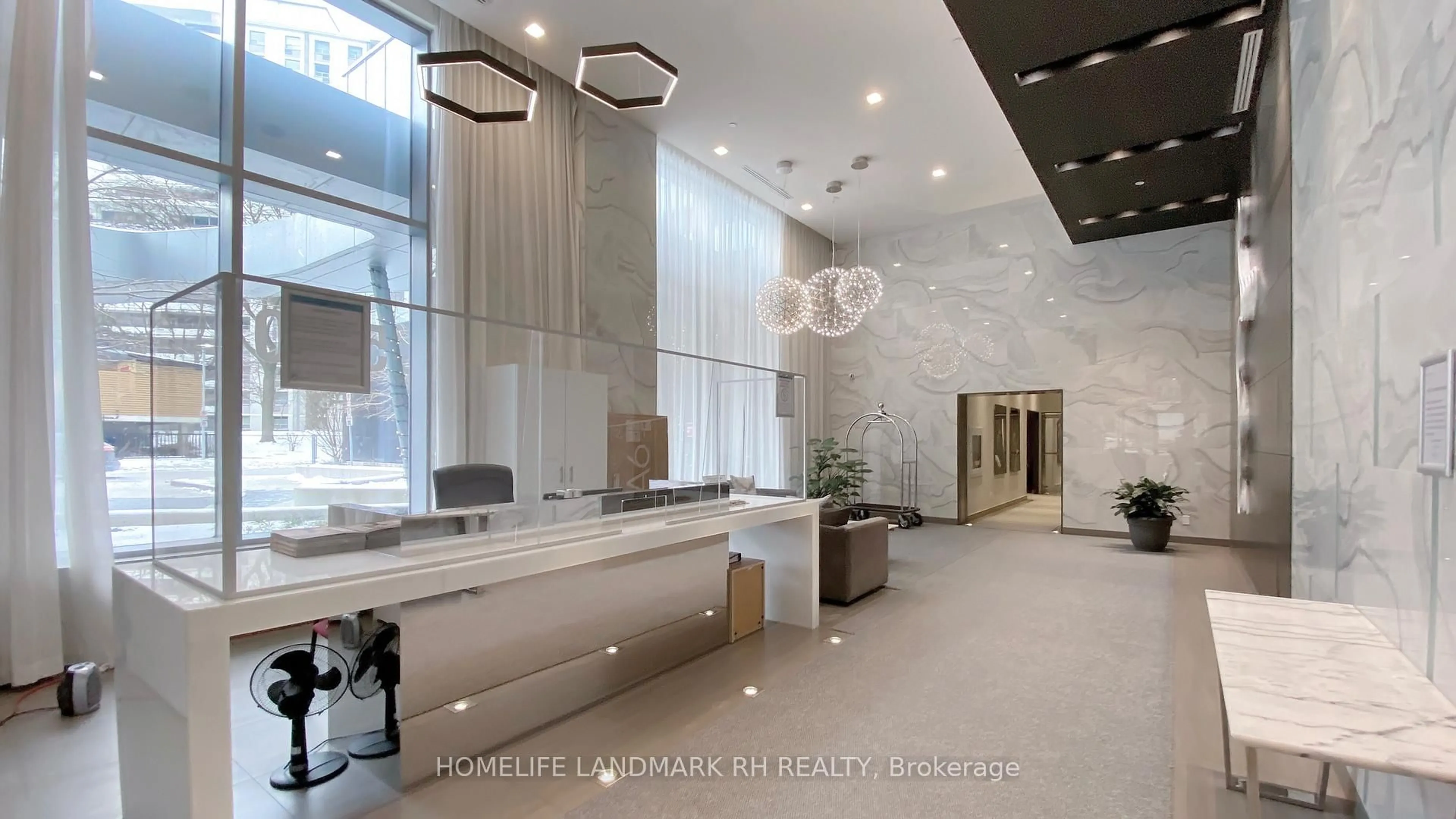 Lobby for 5180 Yonge St #403, Toronto Ontario M2N 5P6