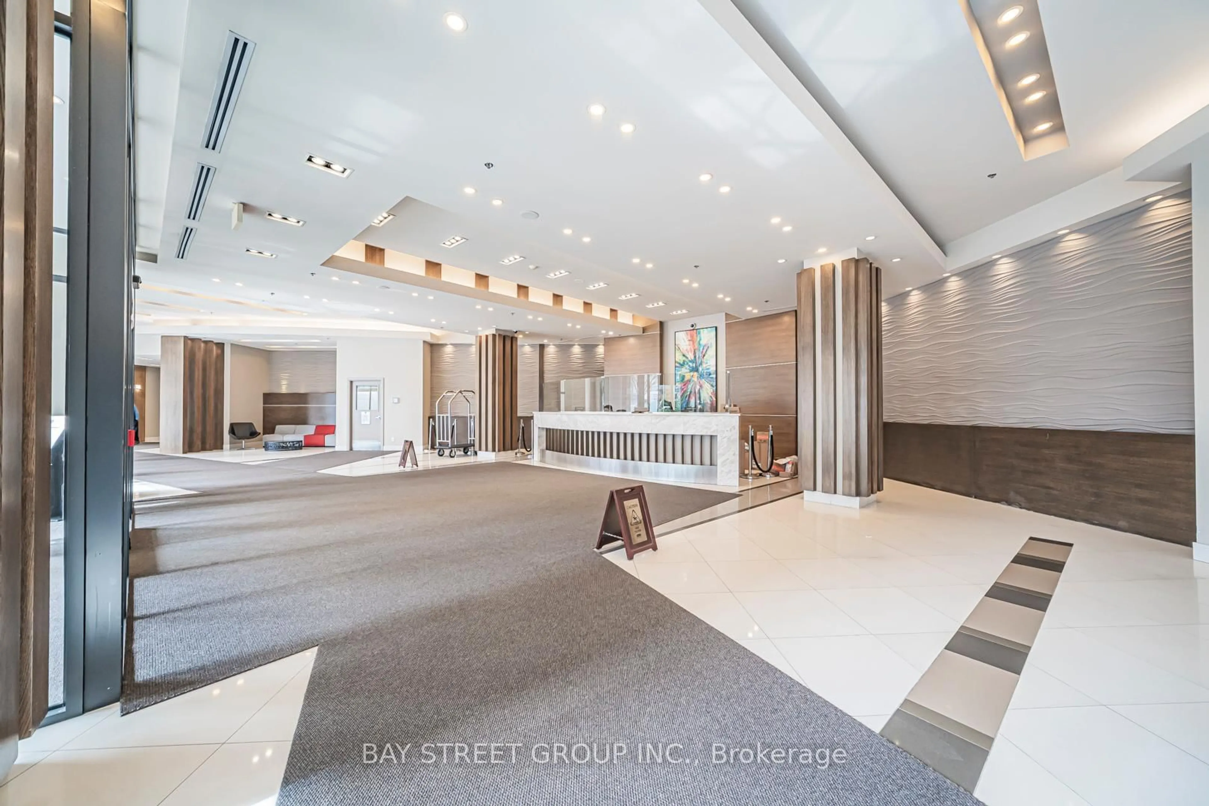 Indoor foyer for 33 Bay St #3606, Toronto Ontario M5J 2Z3