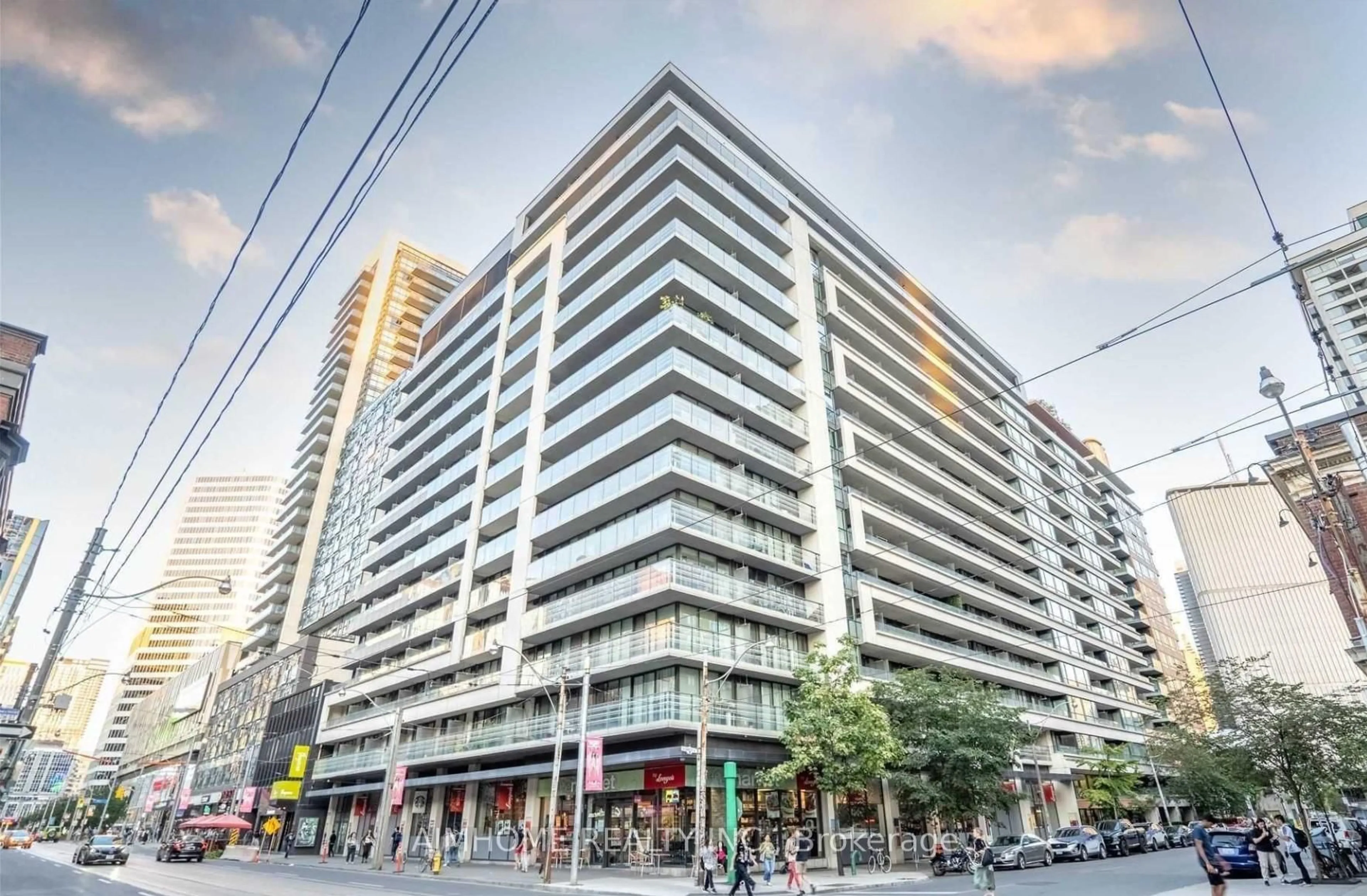 Unknown for 111 Elizabeth St #705, Toronto Ontario M5G 1P7