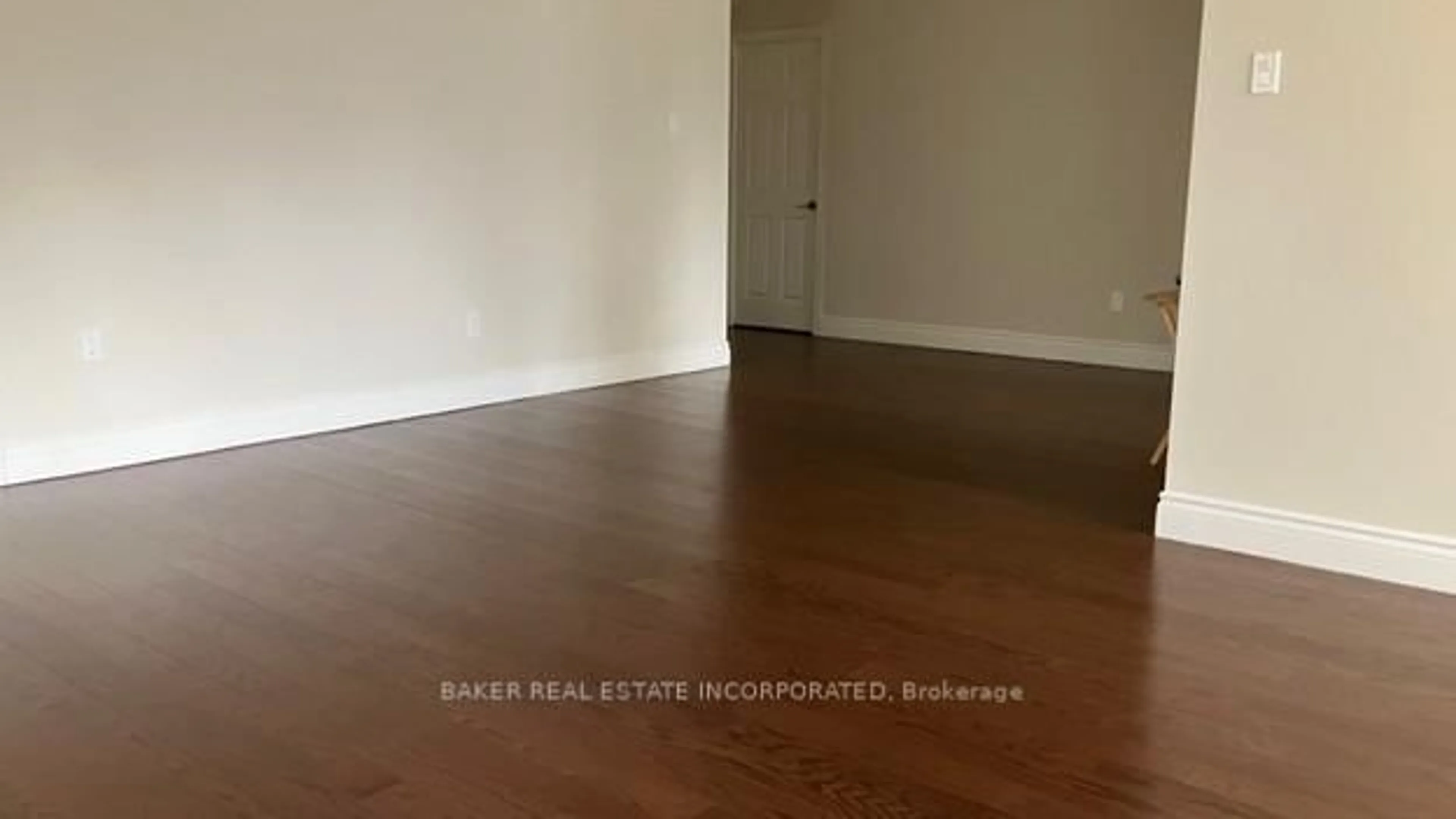 A pic of a room for 1210 Don Mills Rd #113, Toronto Ontario M3B 3N9