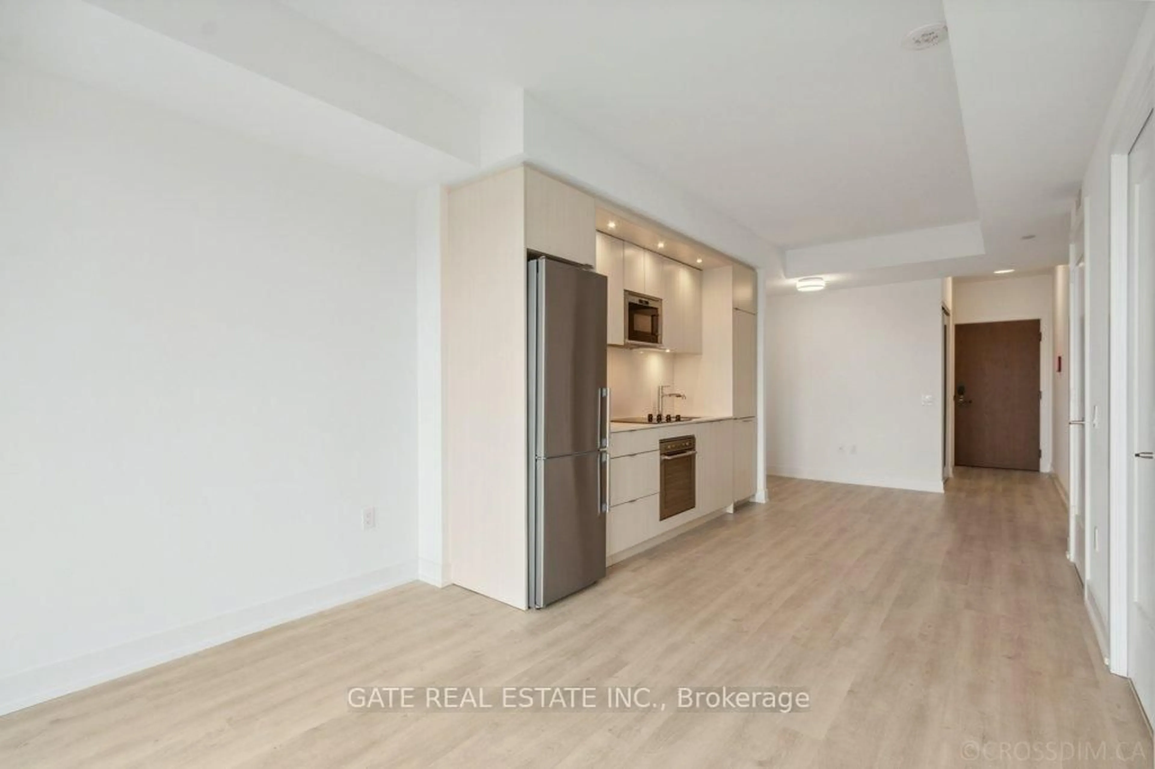 Open concept kitchen, unknown for 20 Inn on the Park Dr #1730, Toronto Ontario M3C 0P8