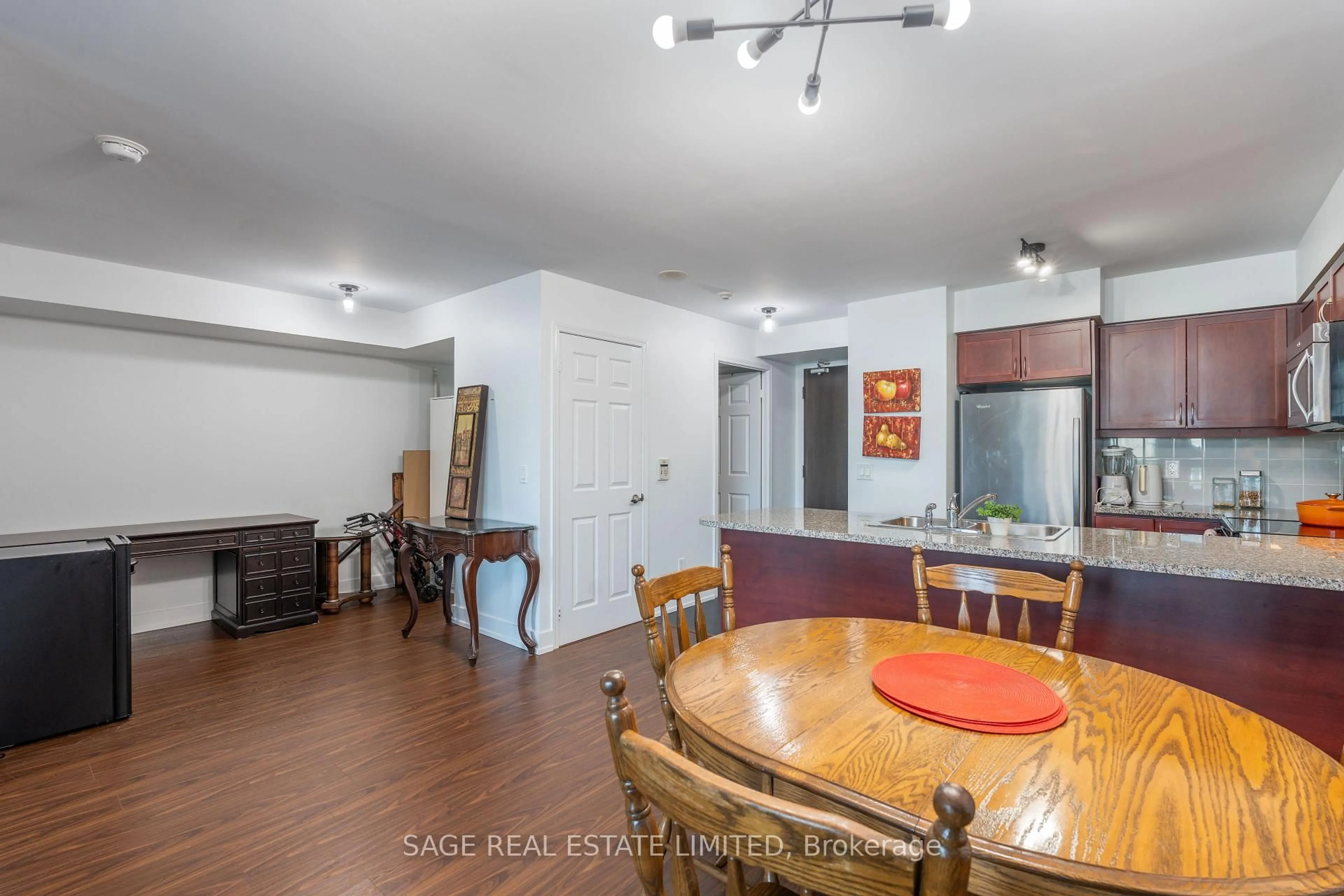 Dining room, unknown for 19 Grand Trunk Cres #3712, Toronto Ontario M5J 3A3