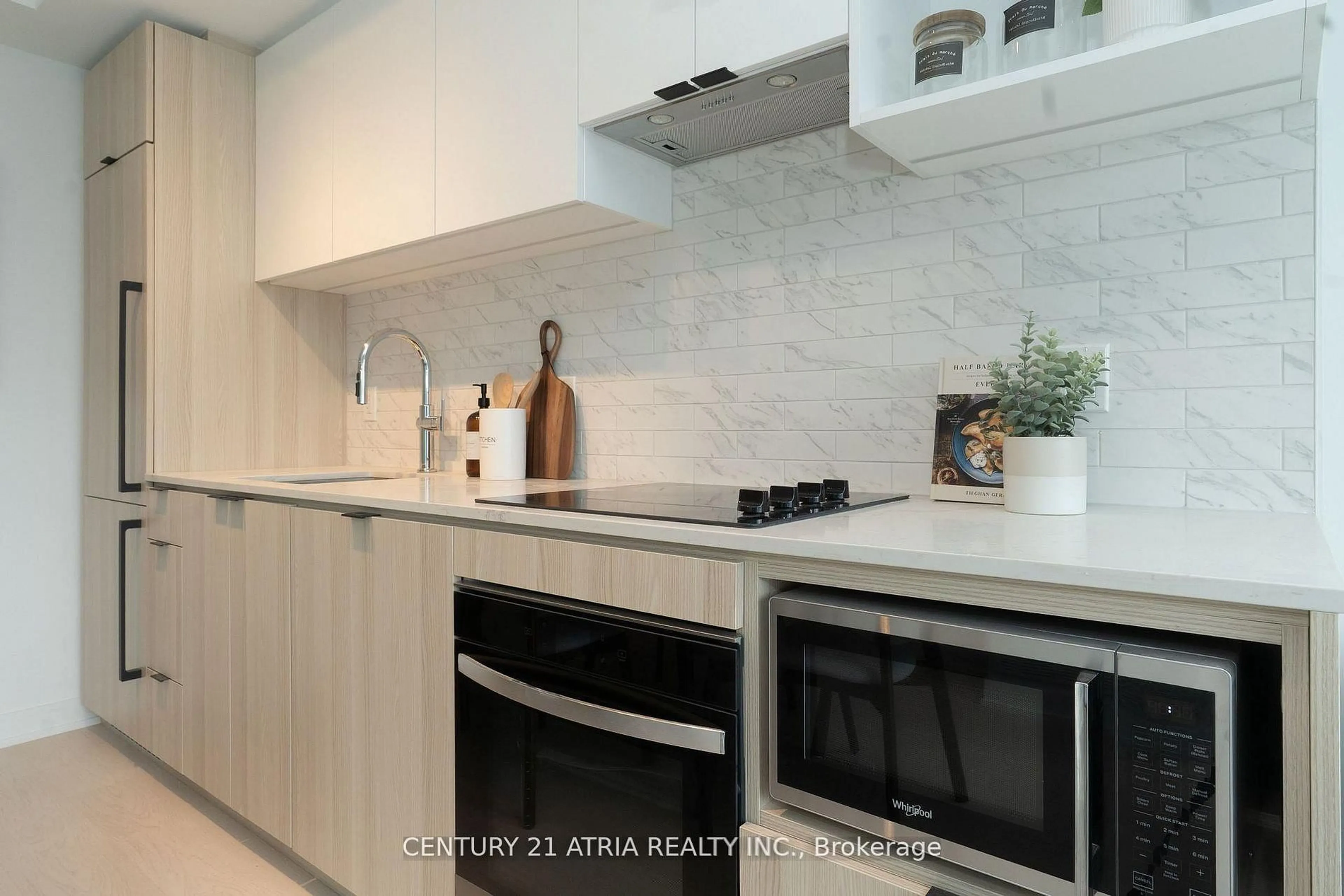 Unknown for 252 Church St #3612, Toronto Ontario M5B 0E6