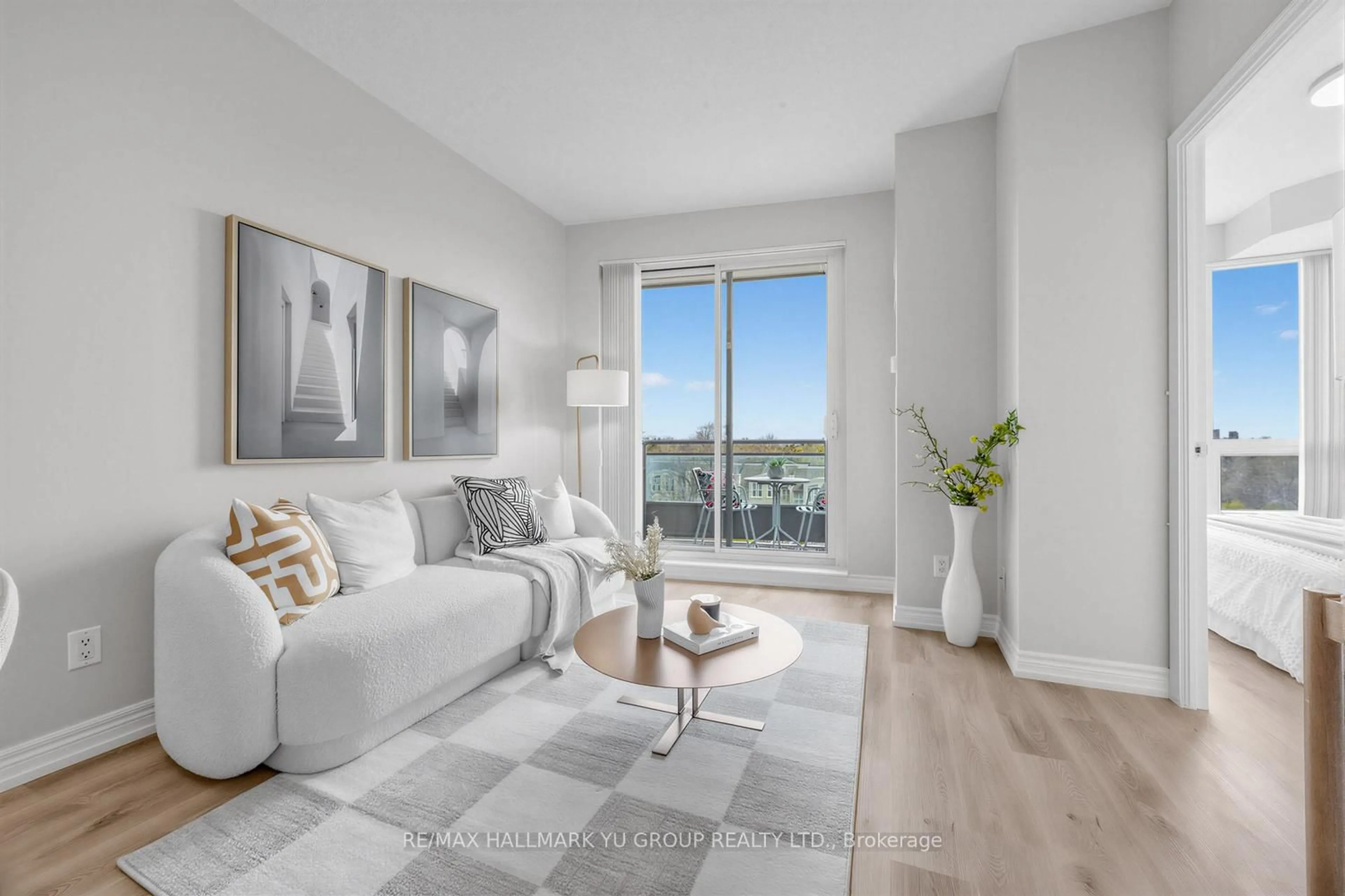 Living room with furniture, unknown for 60 Byng Ave #607, Toronto Ontario M2N 7K3