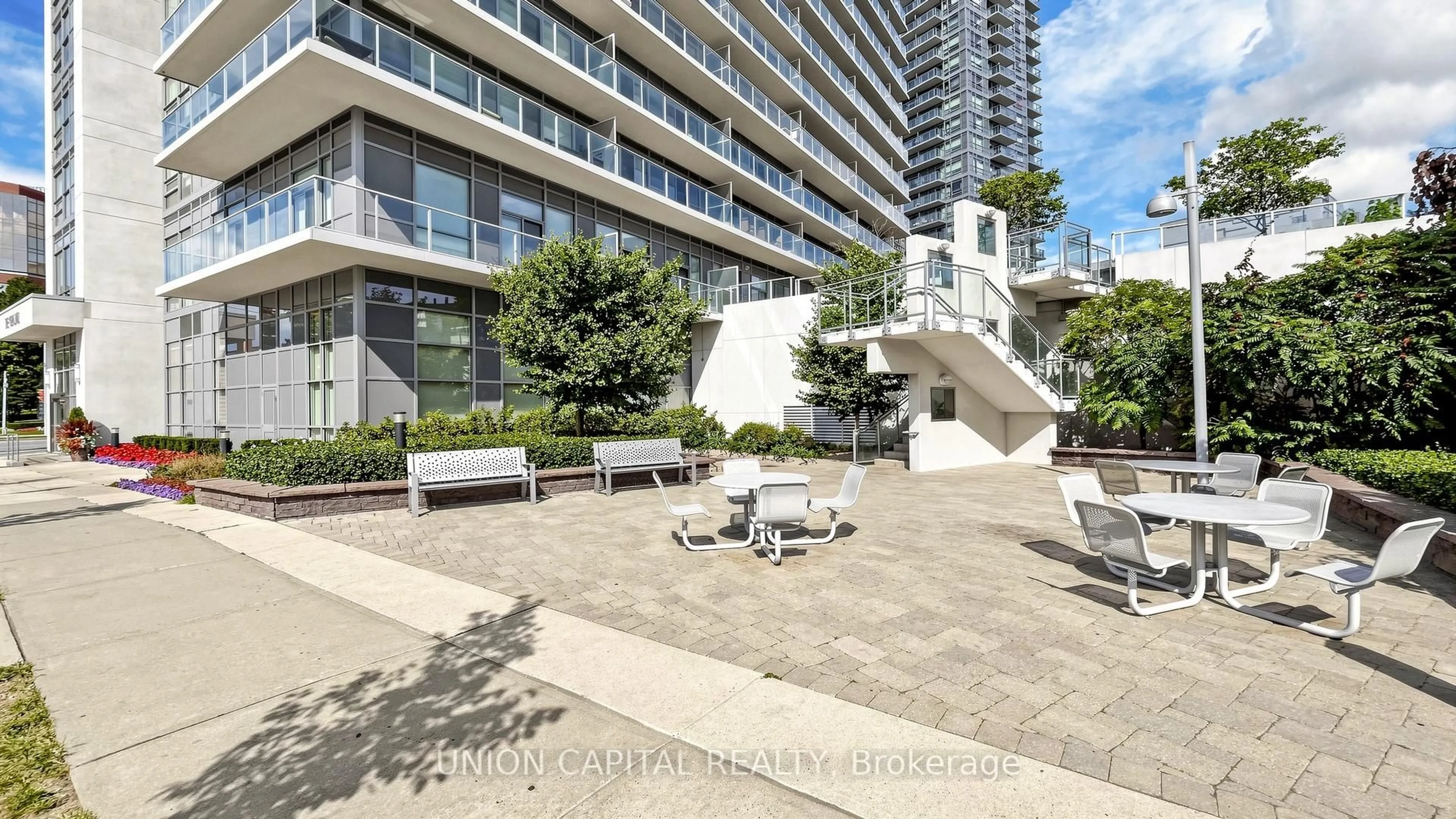Patio, unknown for 275 Yorkland Rd #2505, Toronto Ontario M2J 0B4