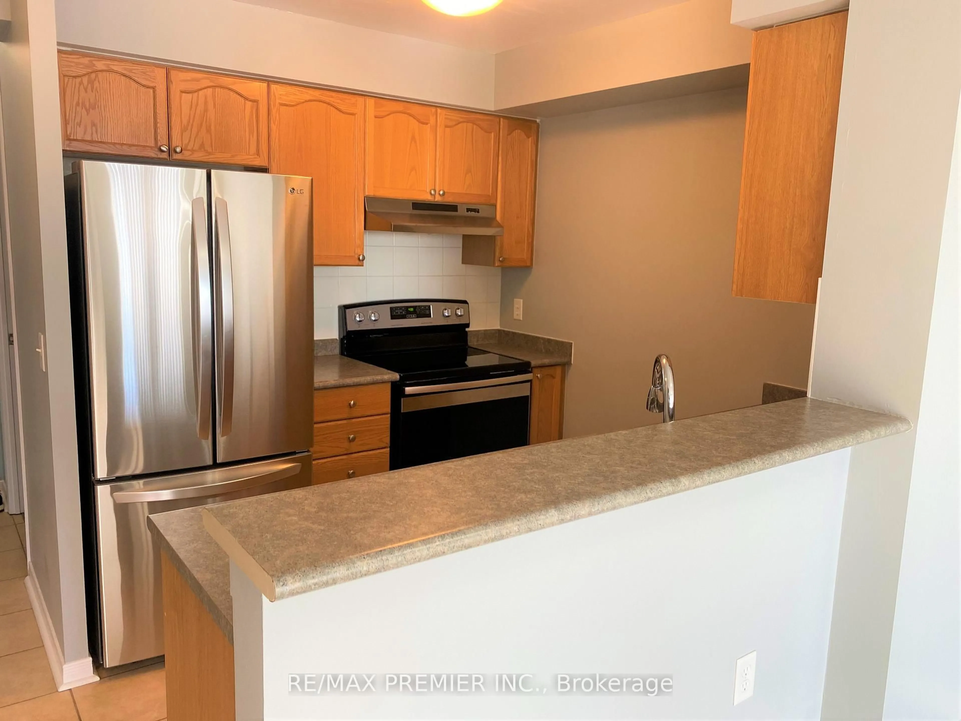 Standard kitchen, unknown for 22 Olive Ave #1201, Toronto Ontario M2N 7G6