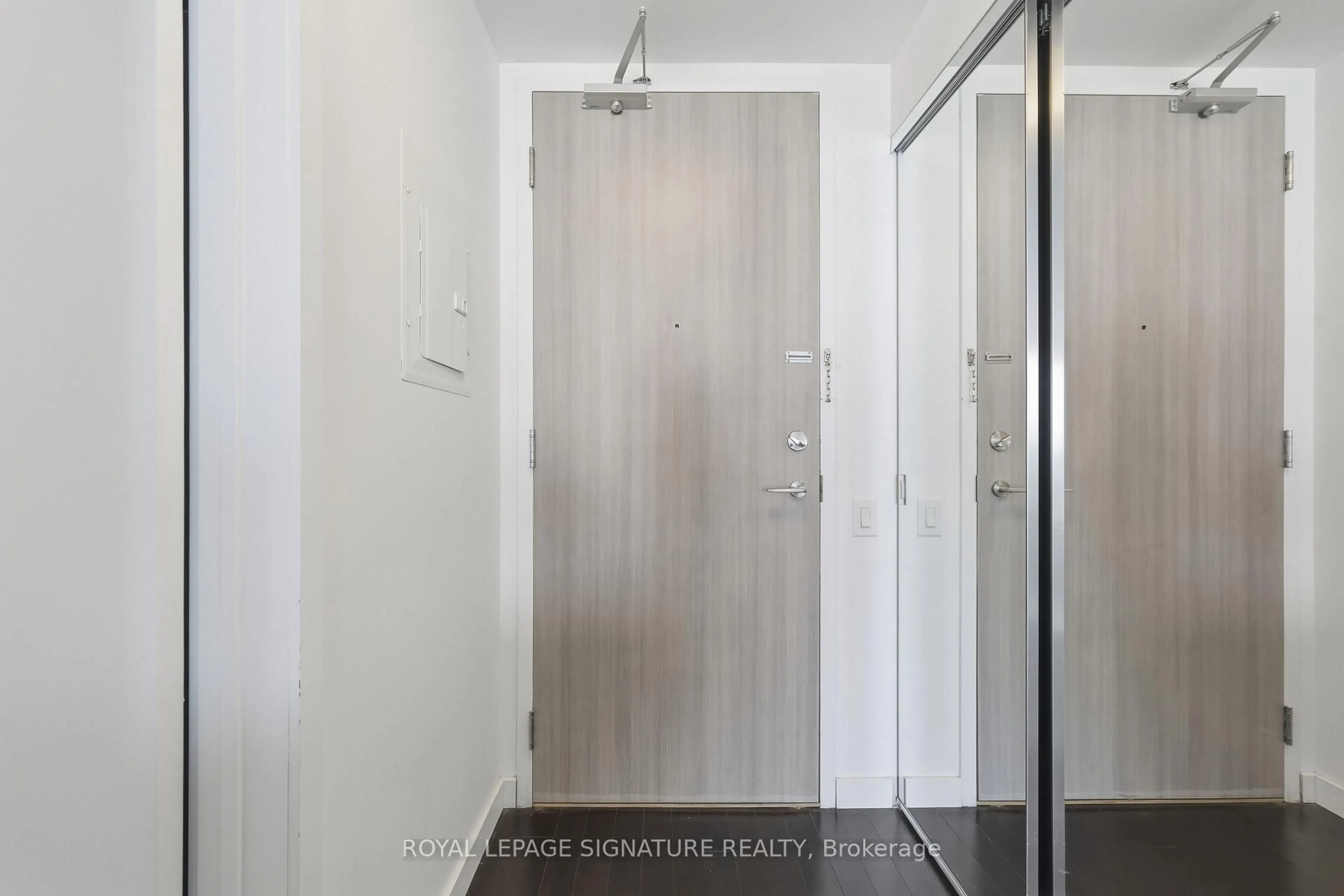 Unknown for 390 Cherry St #2805, Toronto Ontario M5A 0E2