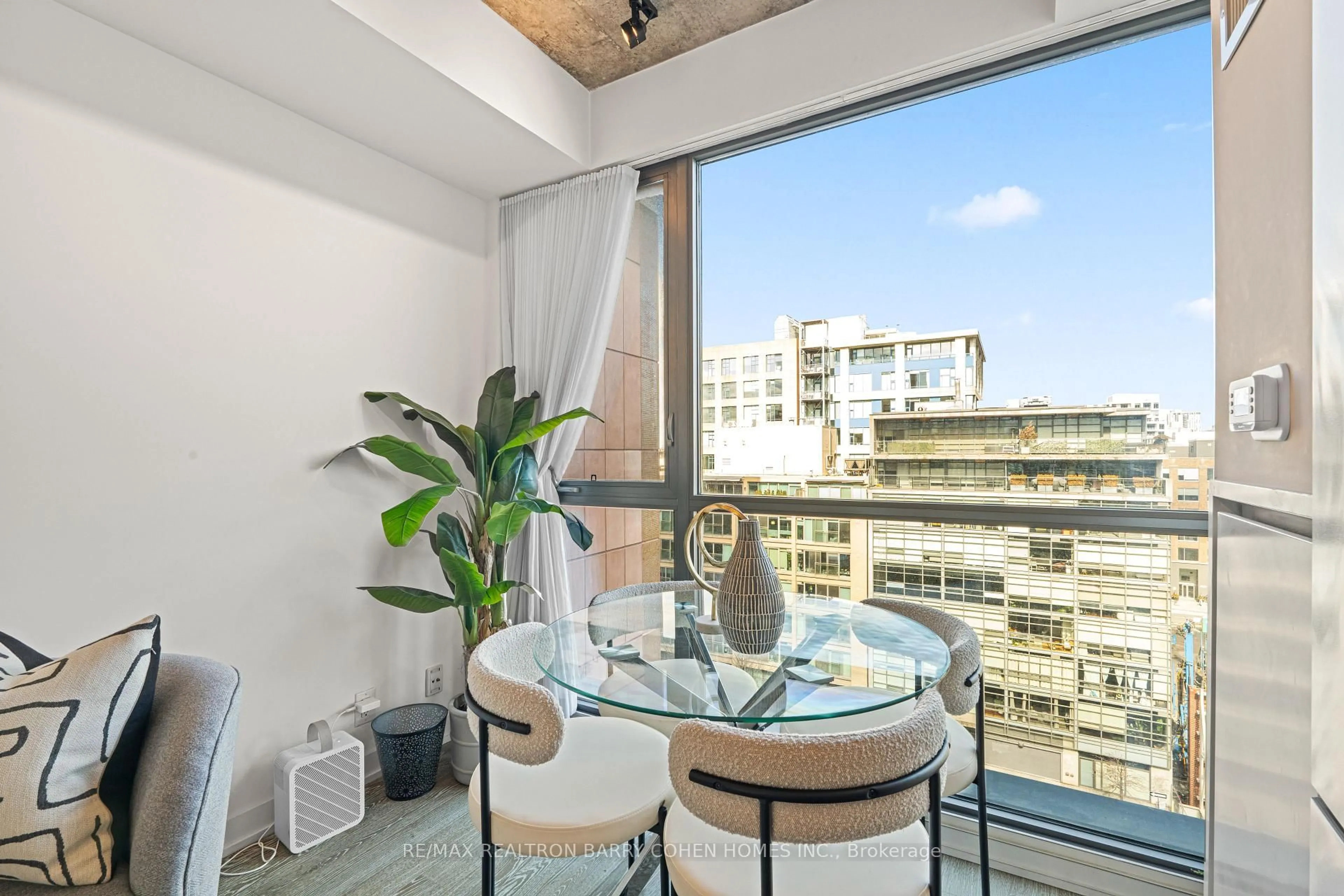 Balcony in the apartment, water/lake/river/ocean view for 39 Brant St #904, Toronto Ontario M5V 0M8