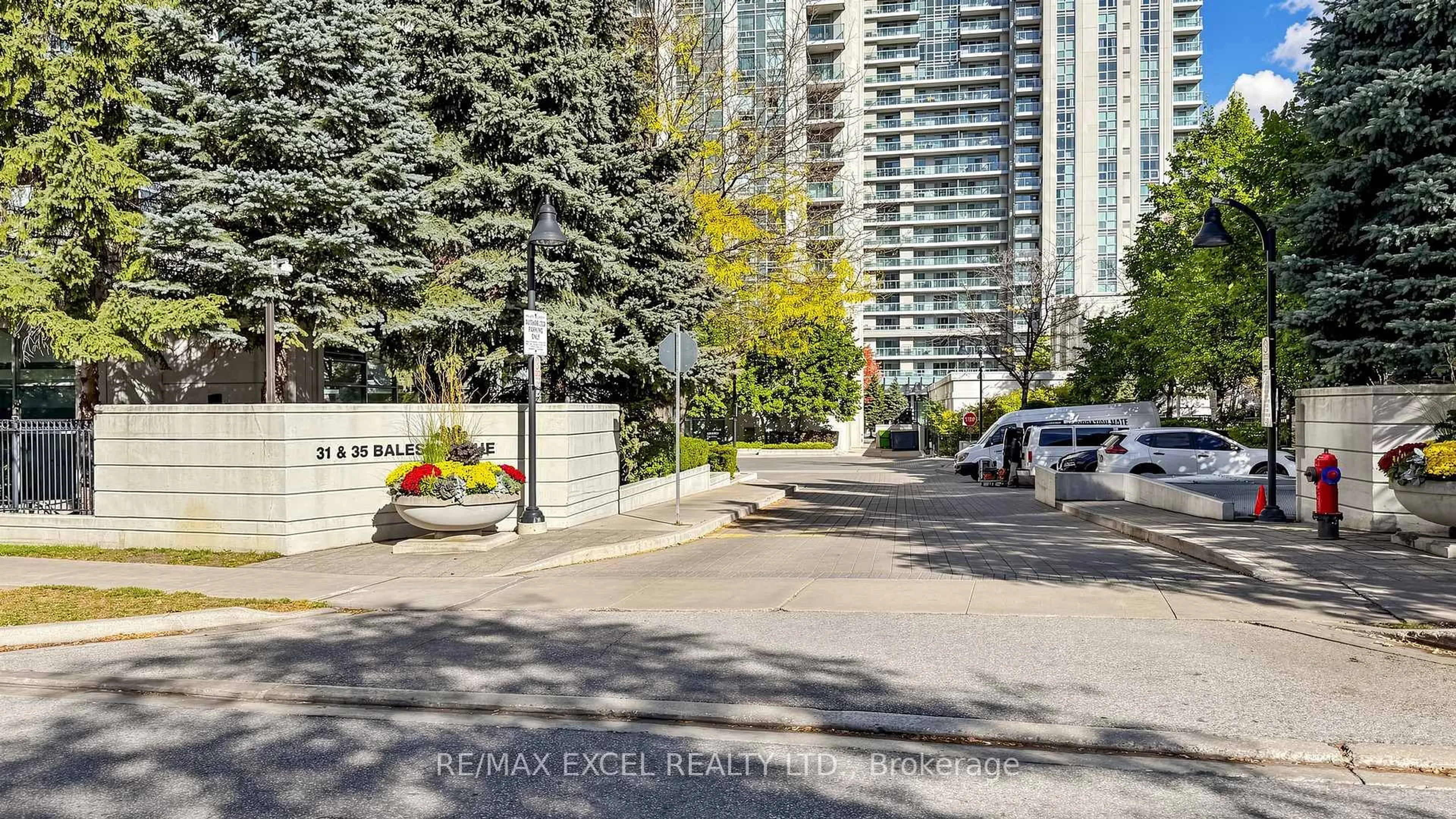 Unknown for 35 Bales Ave #916, Toronto Ontario M2N 7L7