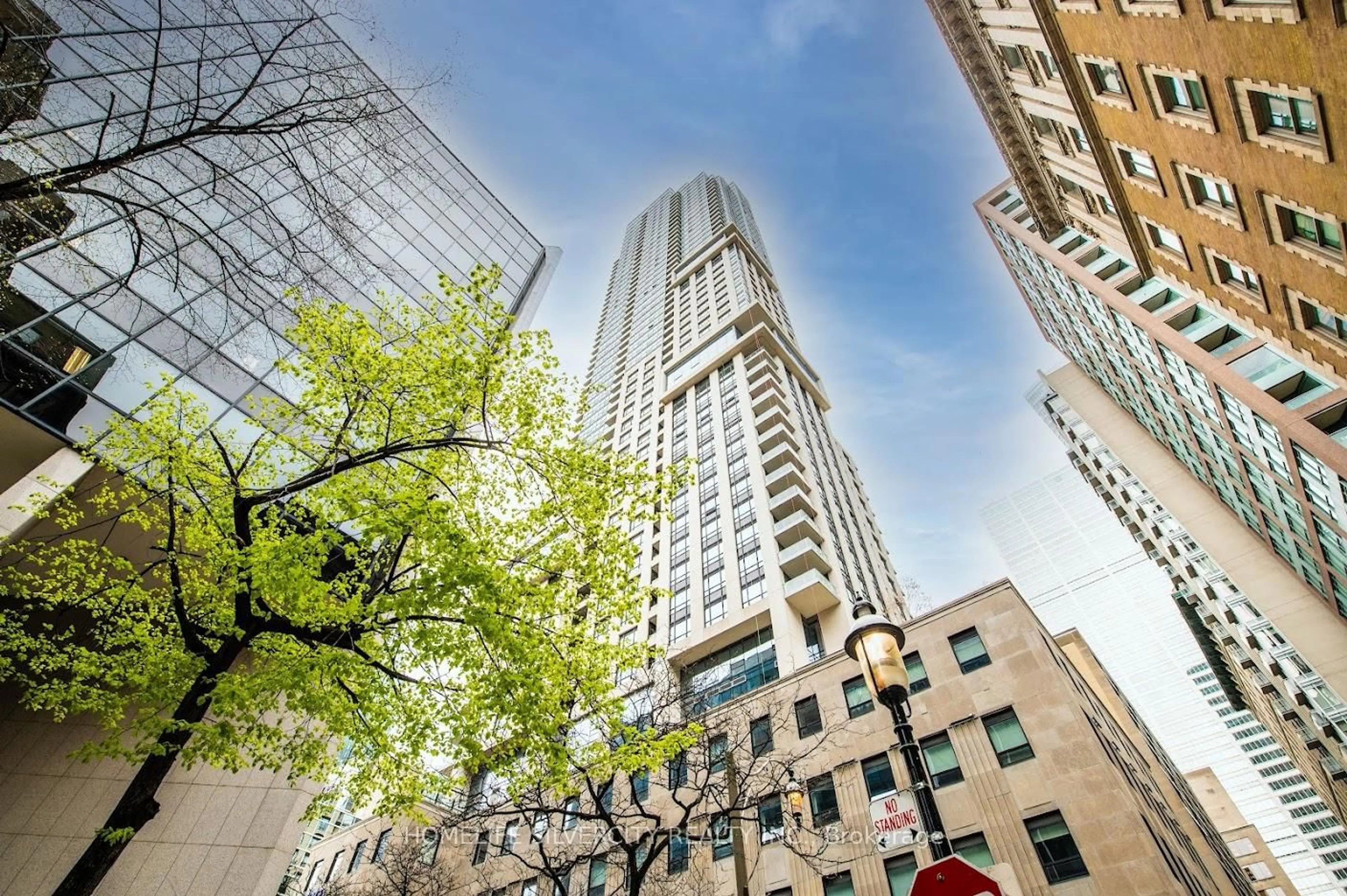 Patio, unknown for 88 Scott St #1504, Toronto Ontario M5E 0A9
