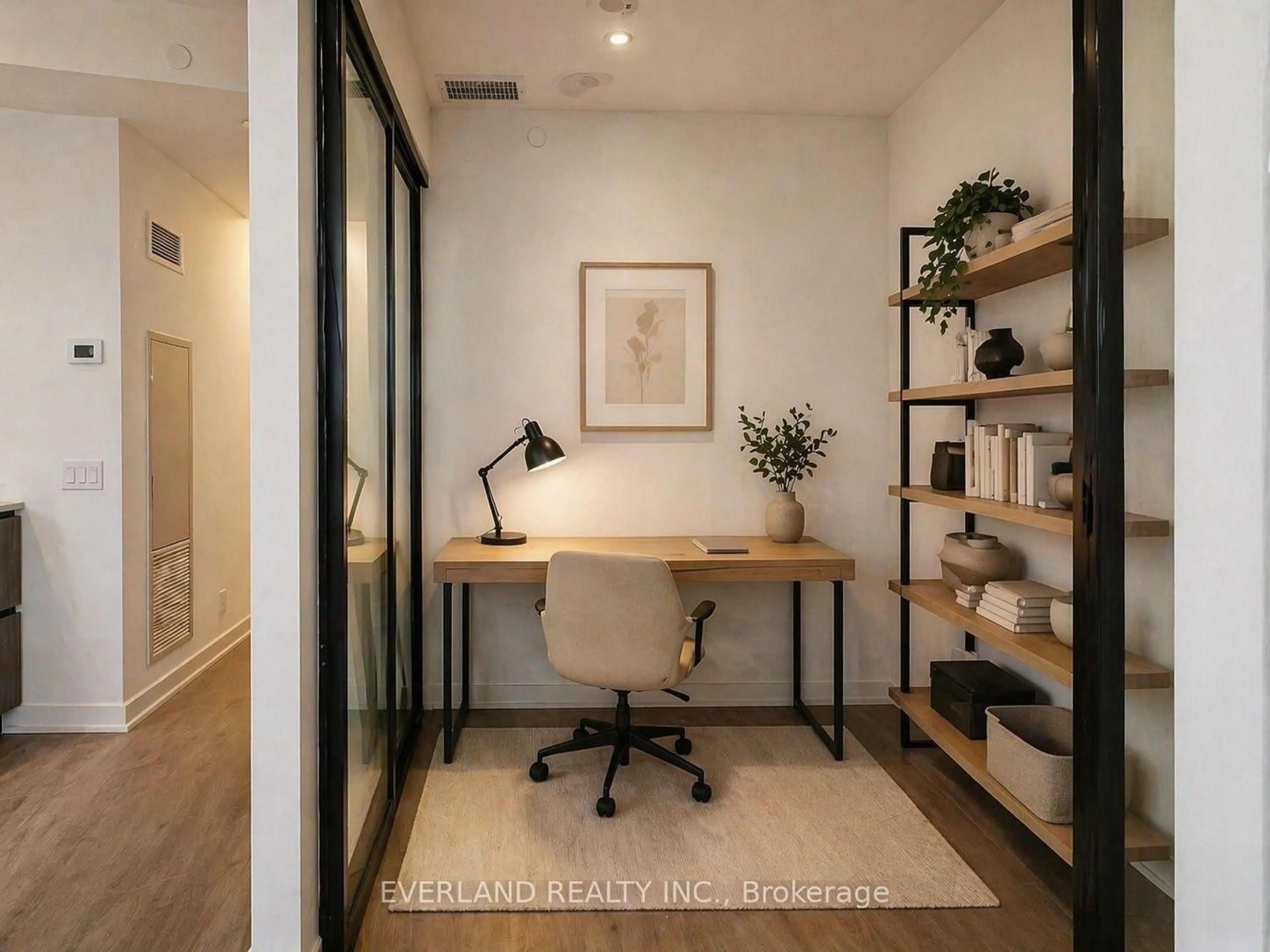 Unknown for 108 Peter St #4211, Toronto Ontario M5V 0W2