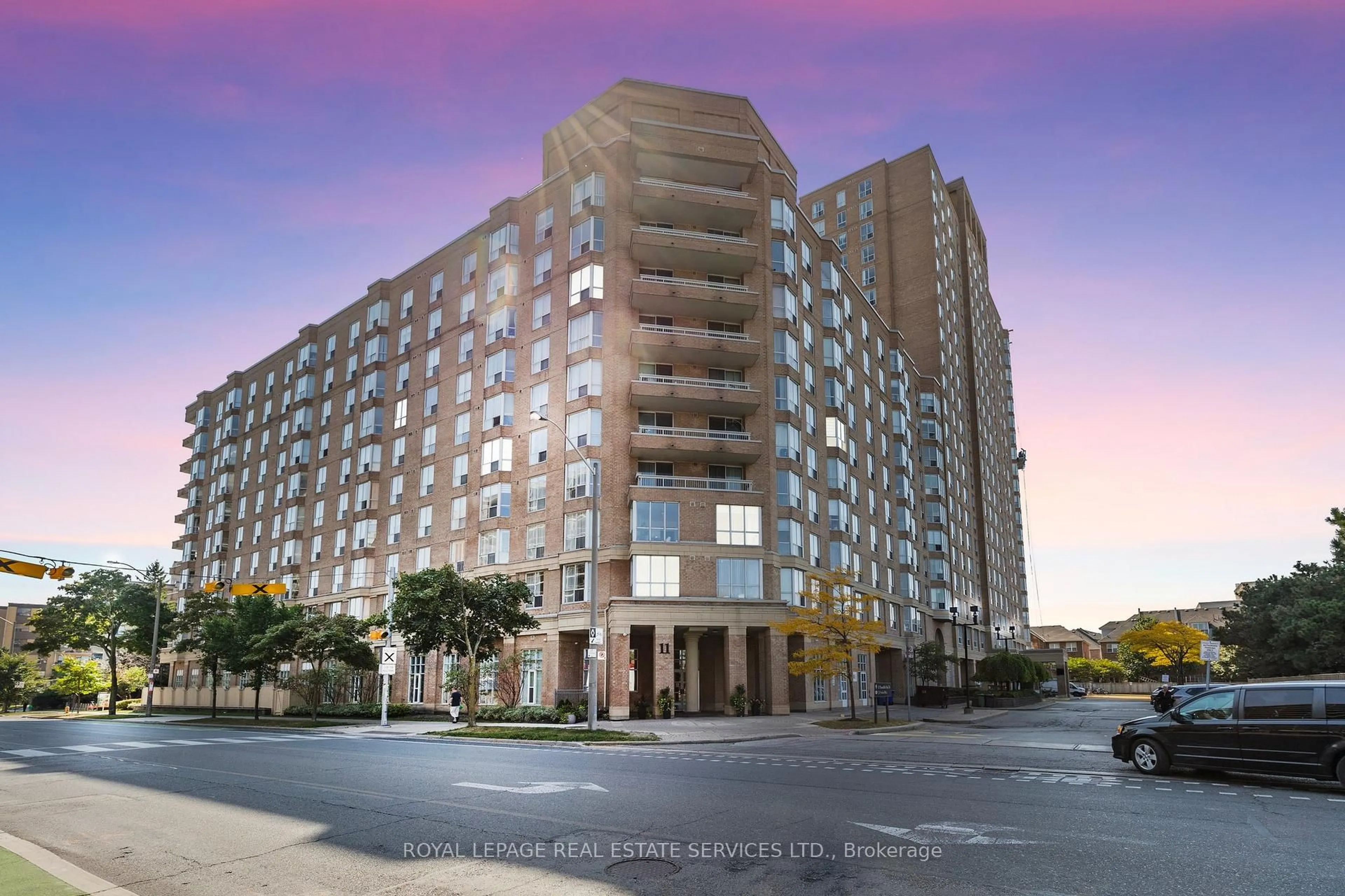 Unknown for 11 Thorncliffe Park Dr #202, Toronto Ontario M4H 1P3