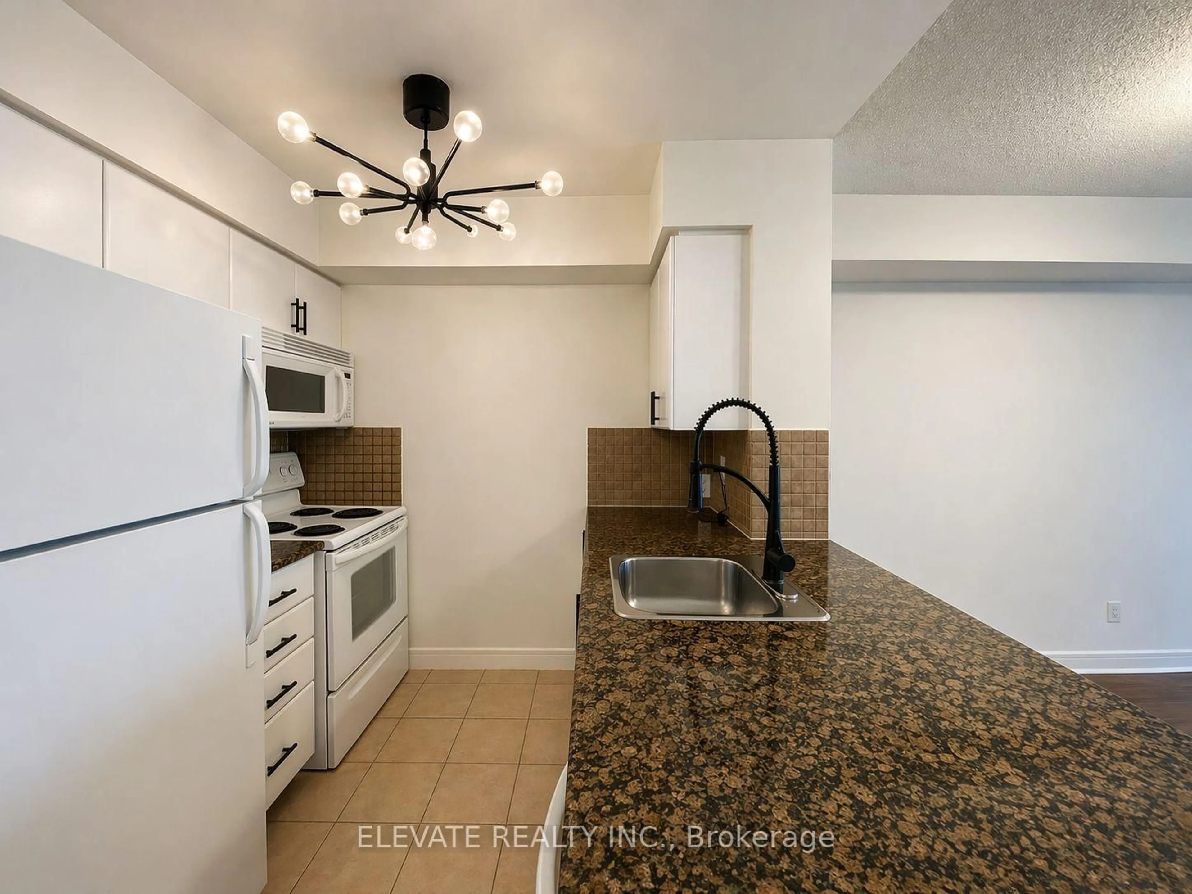 Standard kitchen, ceramic/tile floor for 35 Bales Ave #1701, Toronto Ontario M2N 7L7