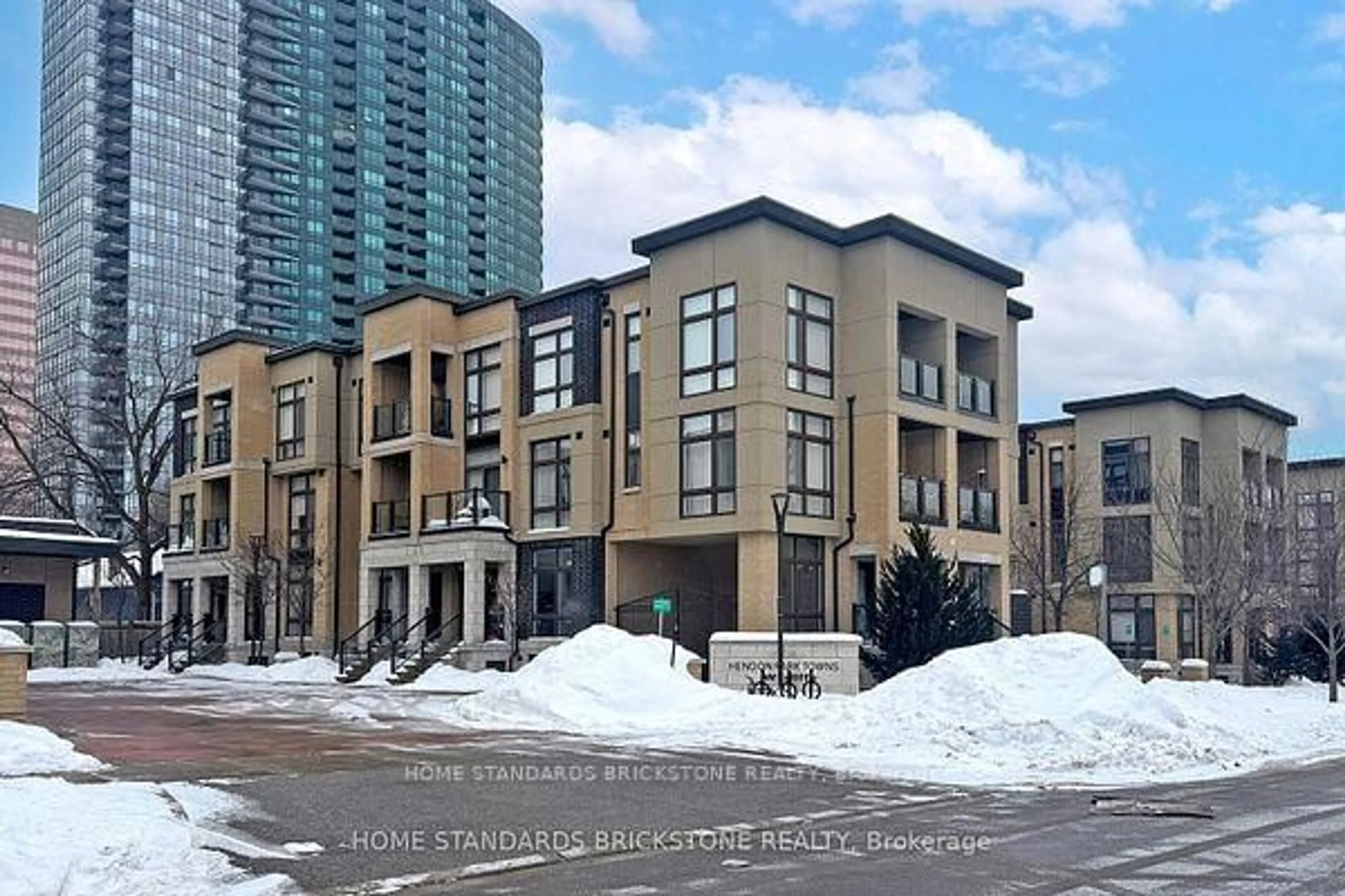 Unknown for 19 Eldora Ave #53, Toronto Ontario M2M 0B5