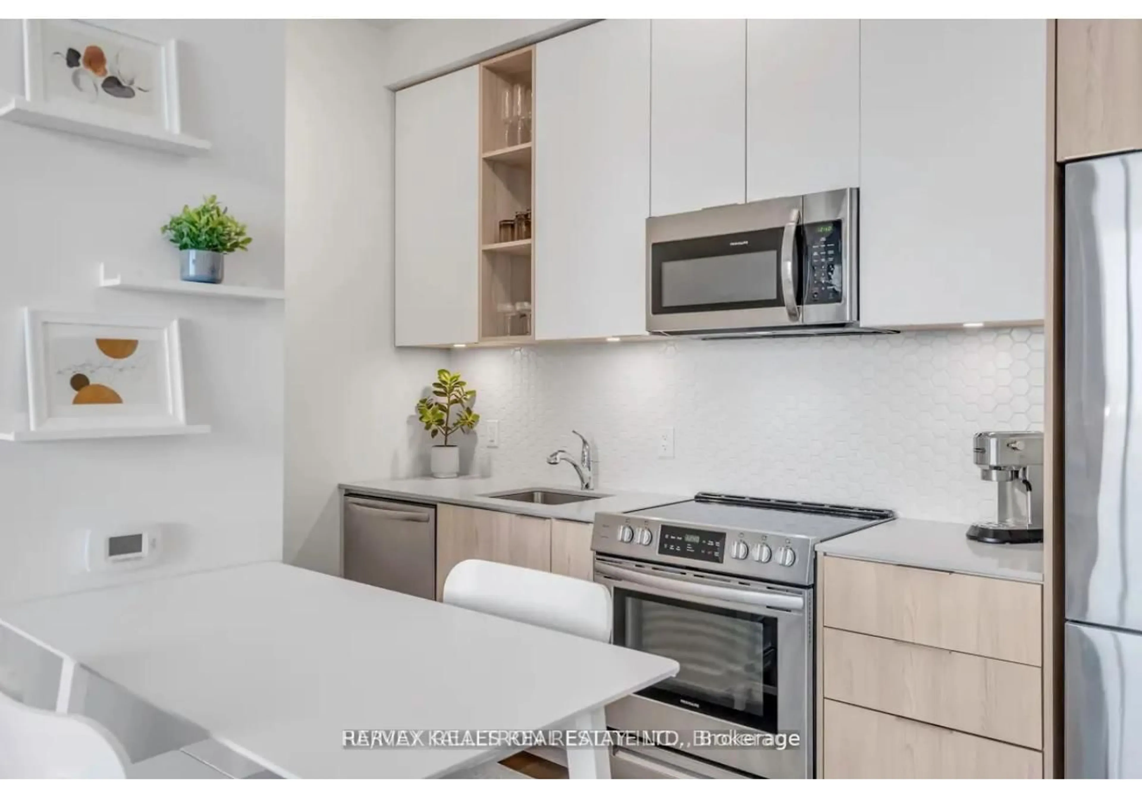 Standard kitchen, unknown for 30 Ordnance St #2704, Toronto Ontario M6K 0C8