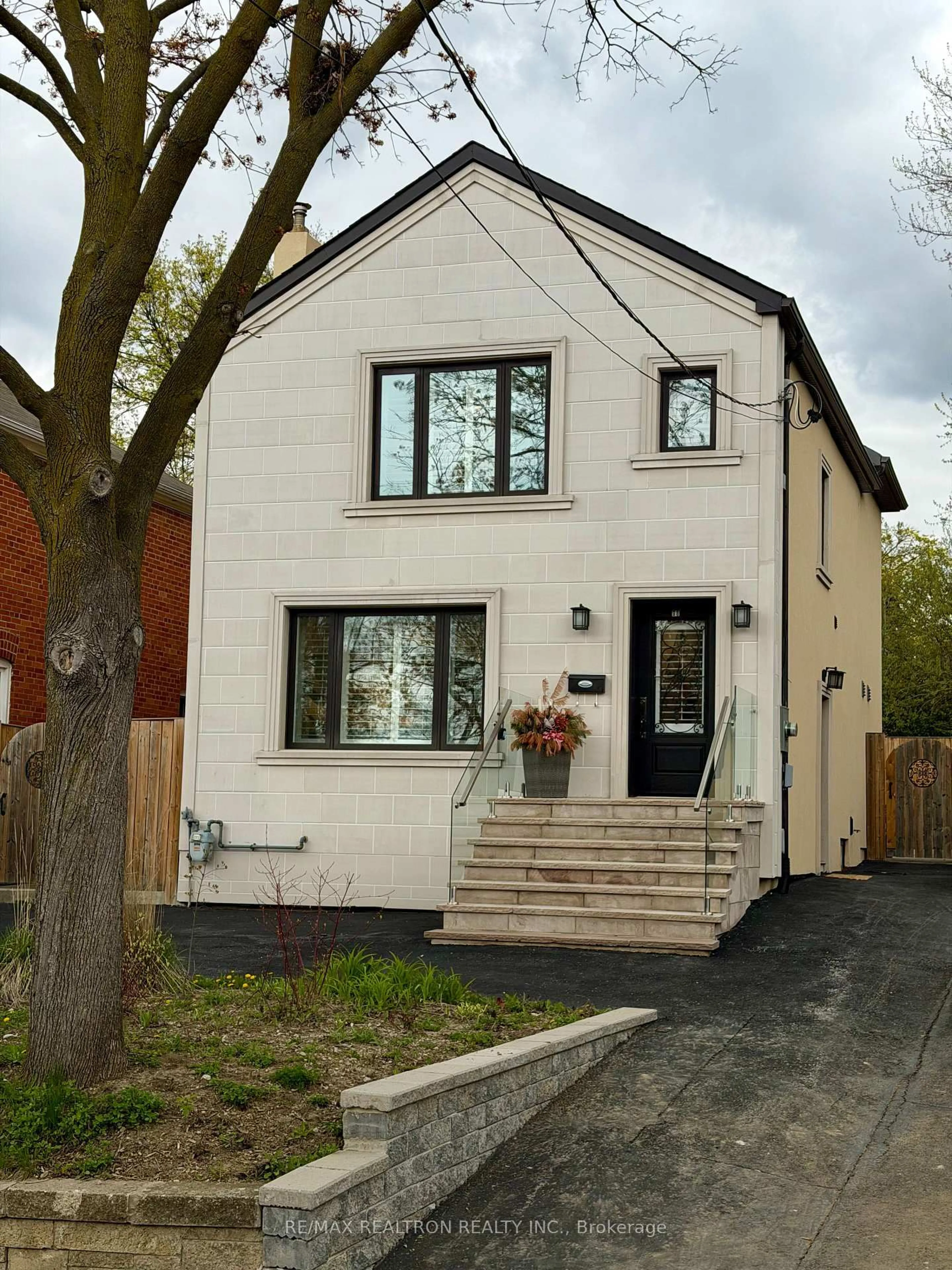 Home with brick exterior material, street for 98 Poyntz Ave, Toronto Ontario M2N 1J2