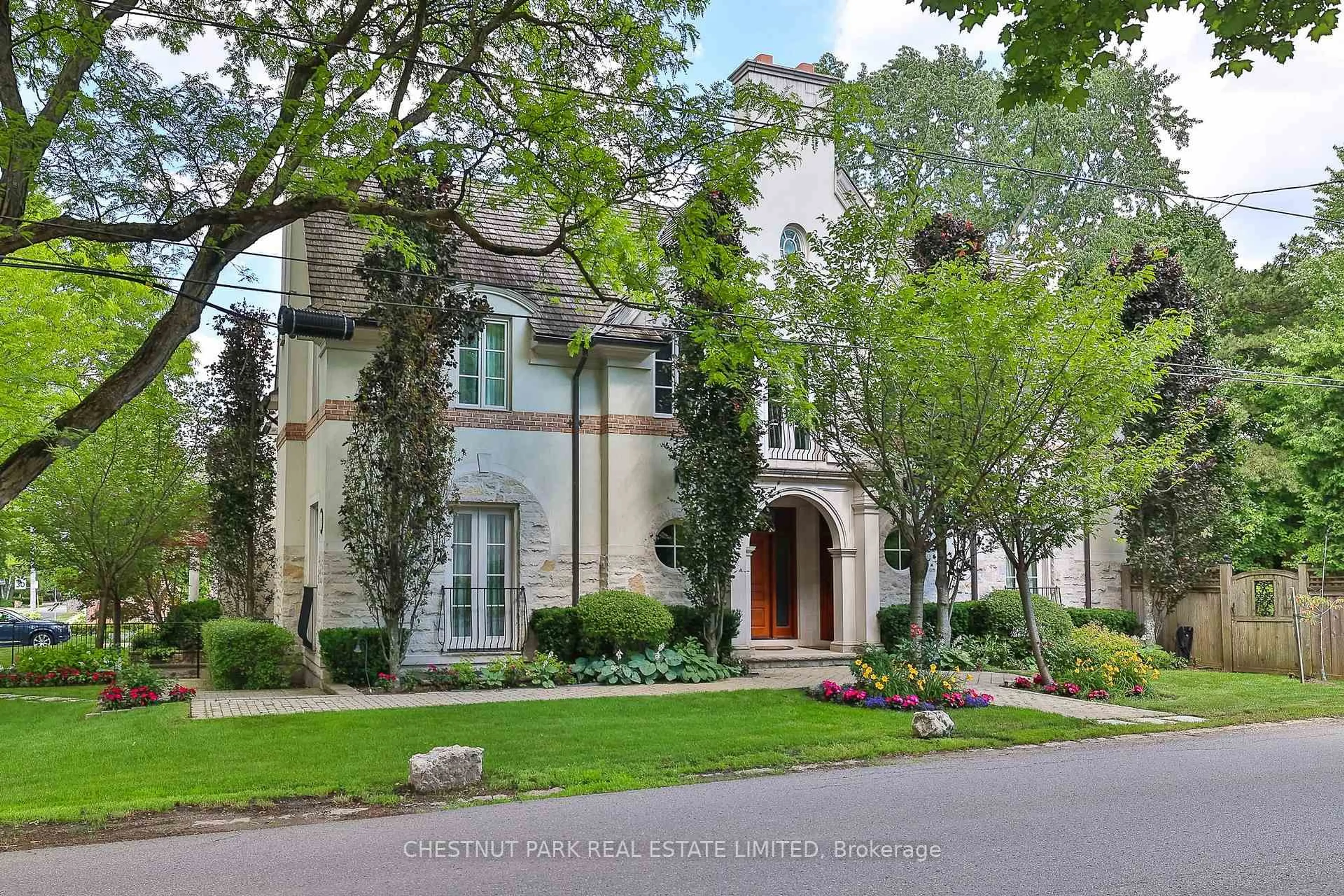 Home with brick exterior material, street for 151 Rochester Ave, Toronto Ontario M4N 1P2