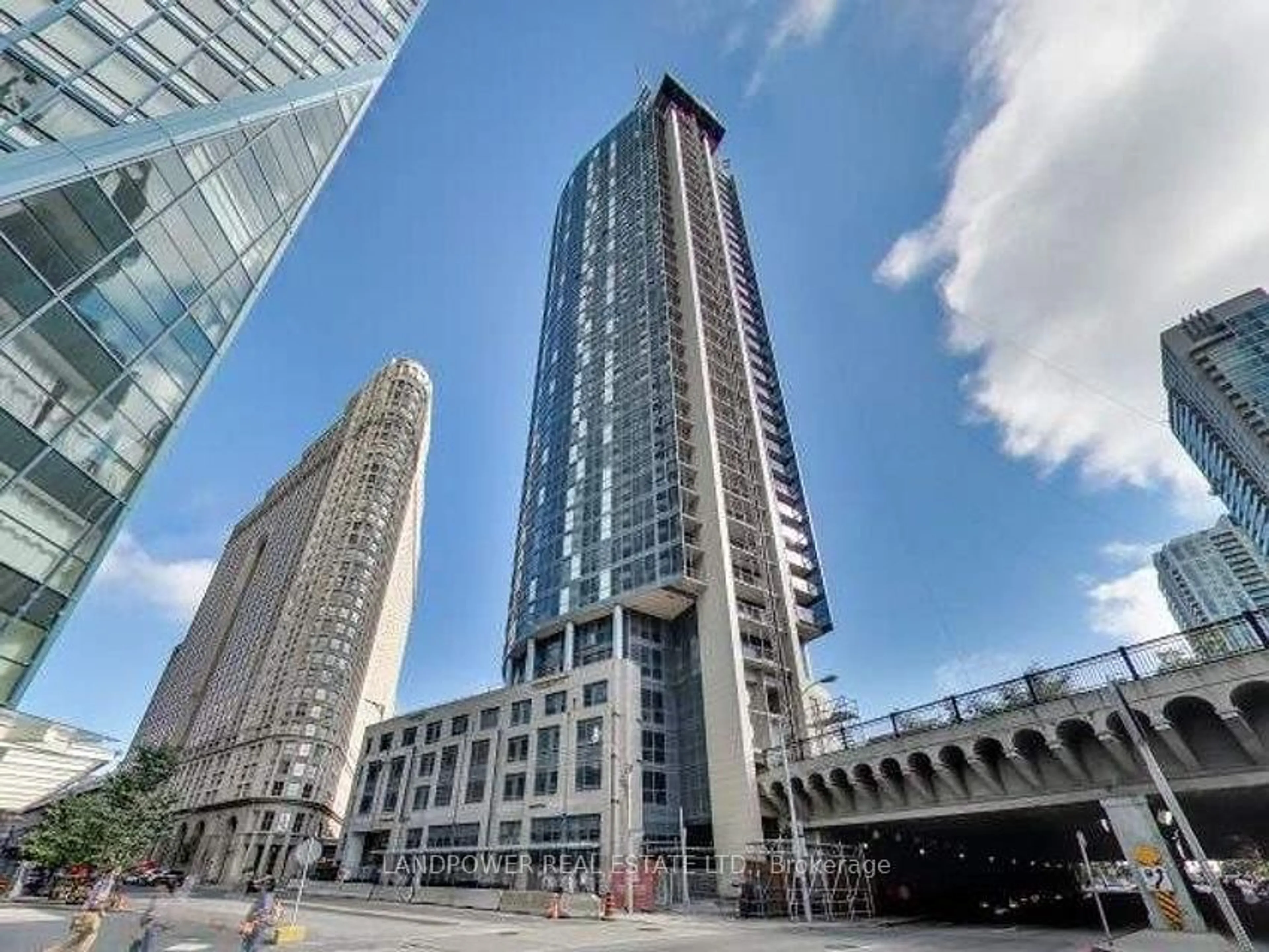 Unknown for 1 The Esplanade #2707, Toronto Ontario M5E 0A8