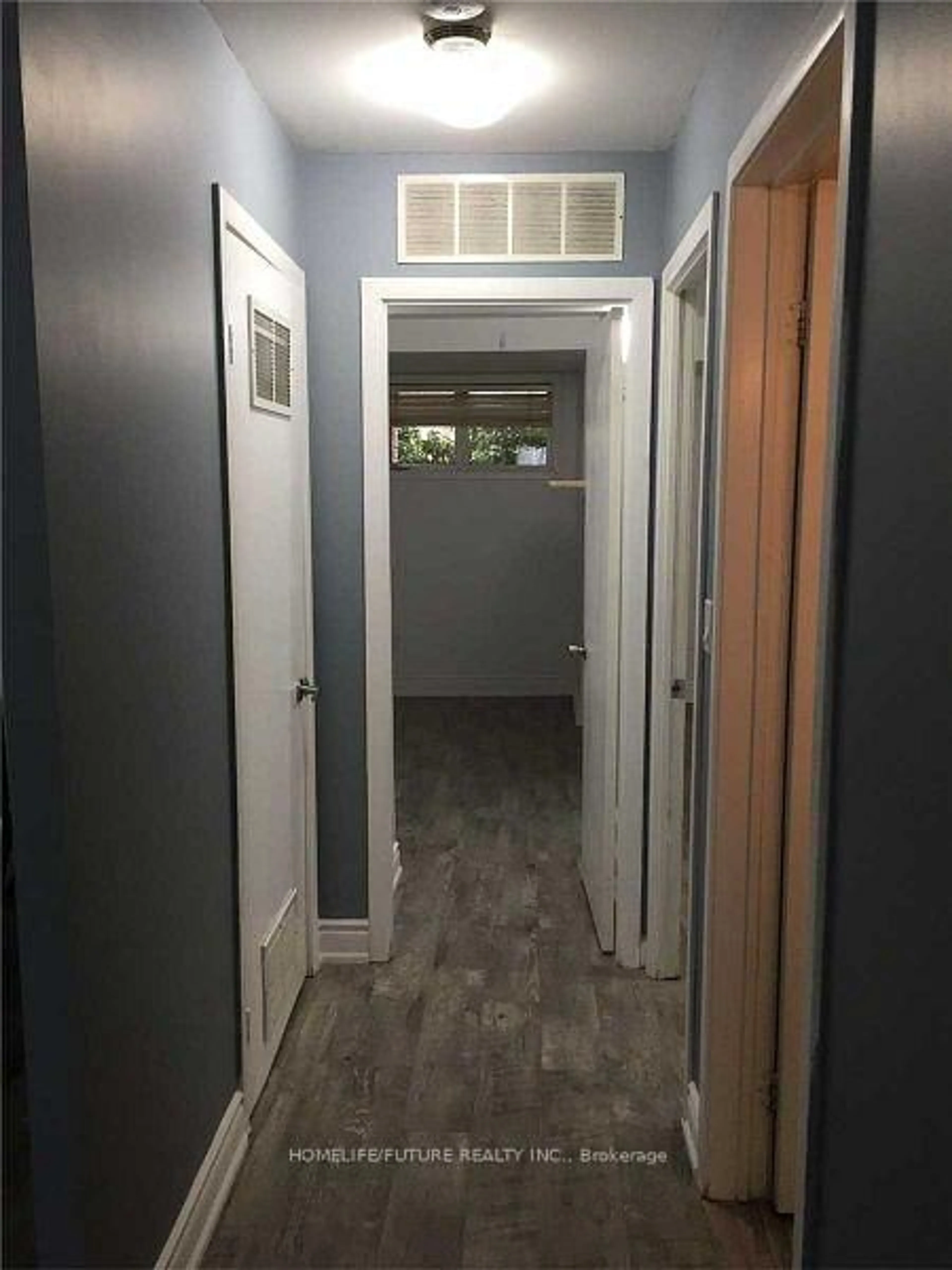 Indoor entryway for 415 Jarvis St #100, Toronto Ontario M4Y 3C1
