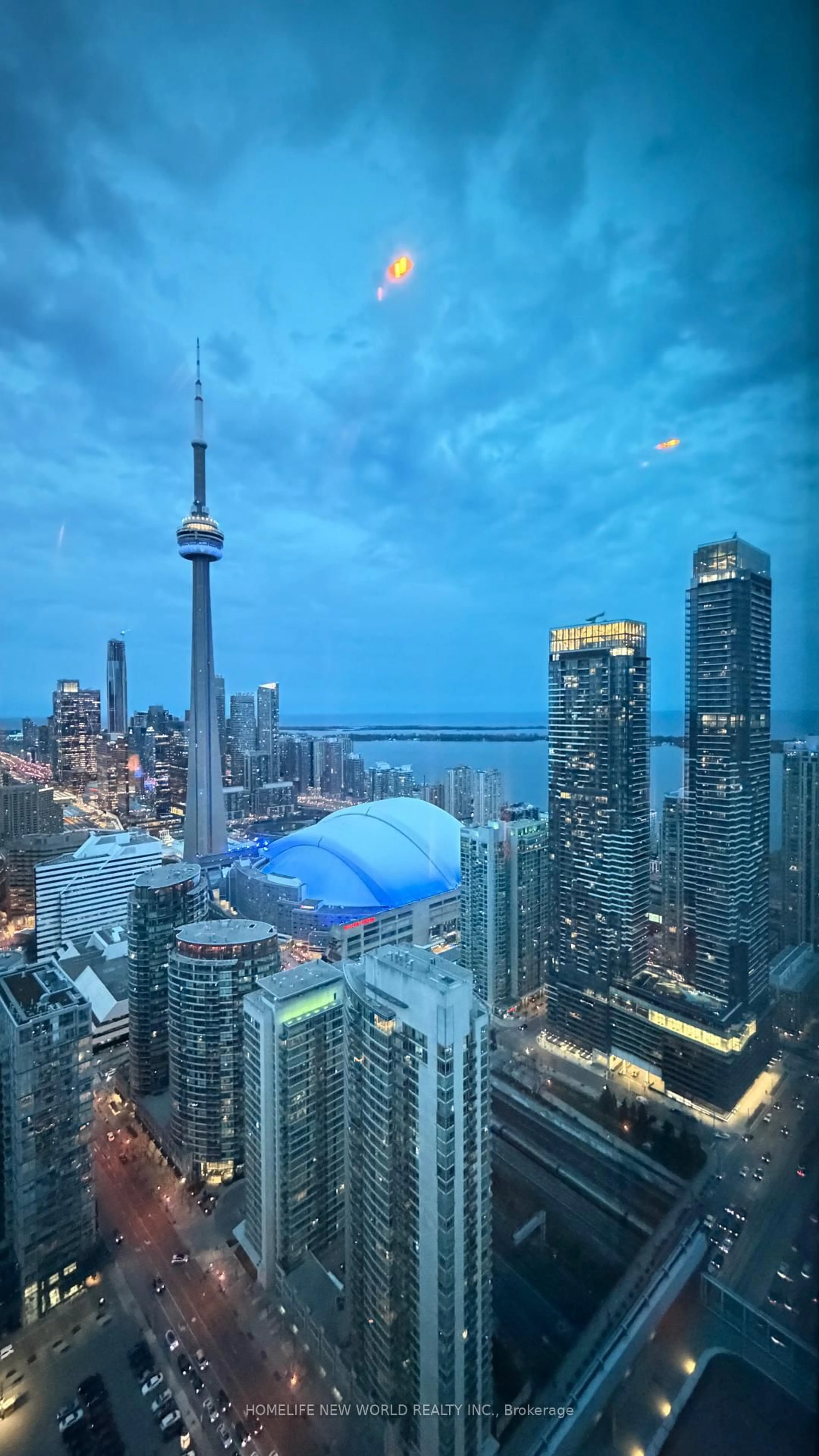 Unknown for 1 Concord CityPlace Way #3308, Toronto Ontario M5V 0X3