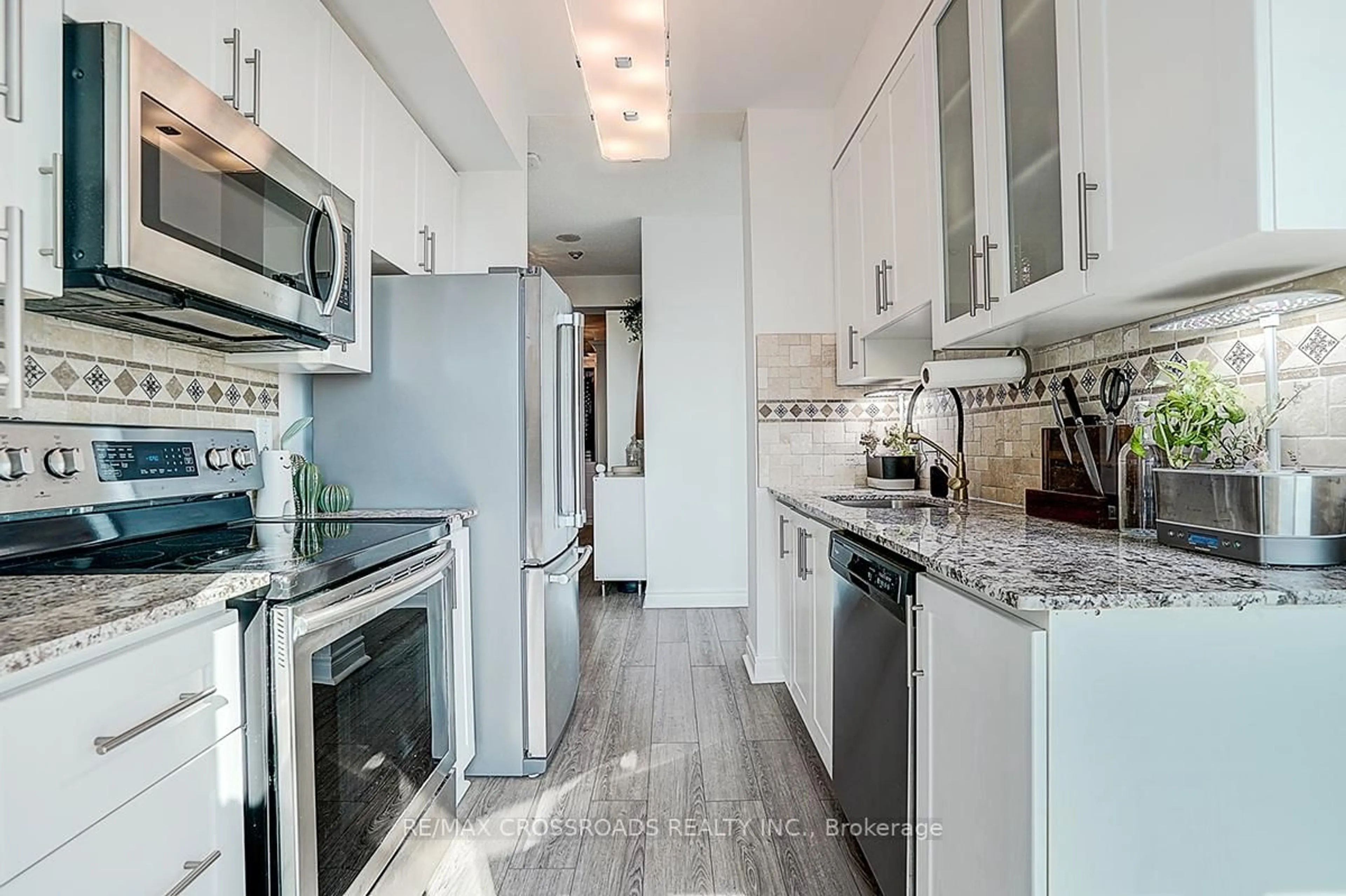 Unknown for 60 Byng Ave #510, Toronto Ontario M2N 4K3