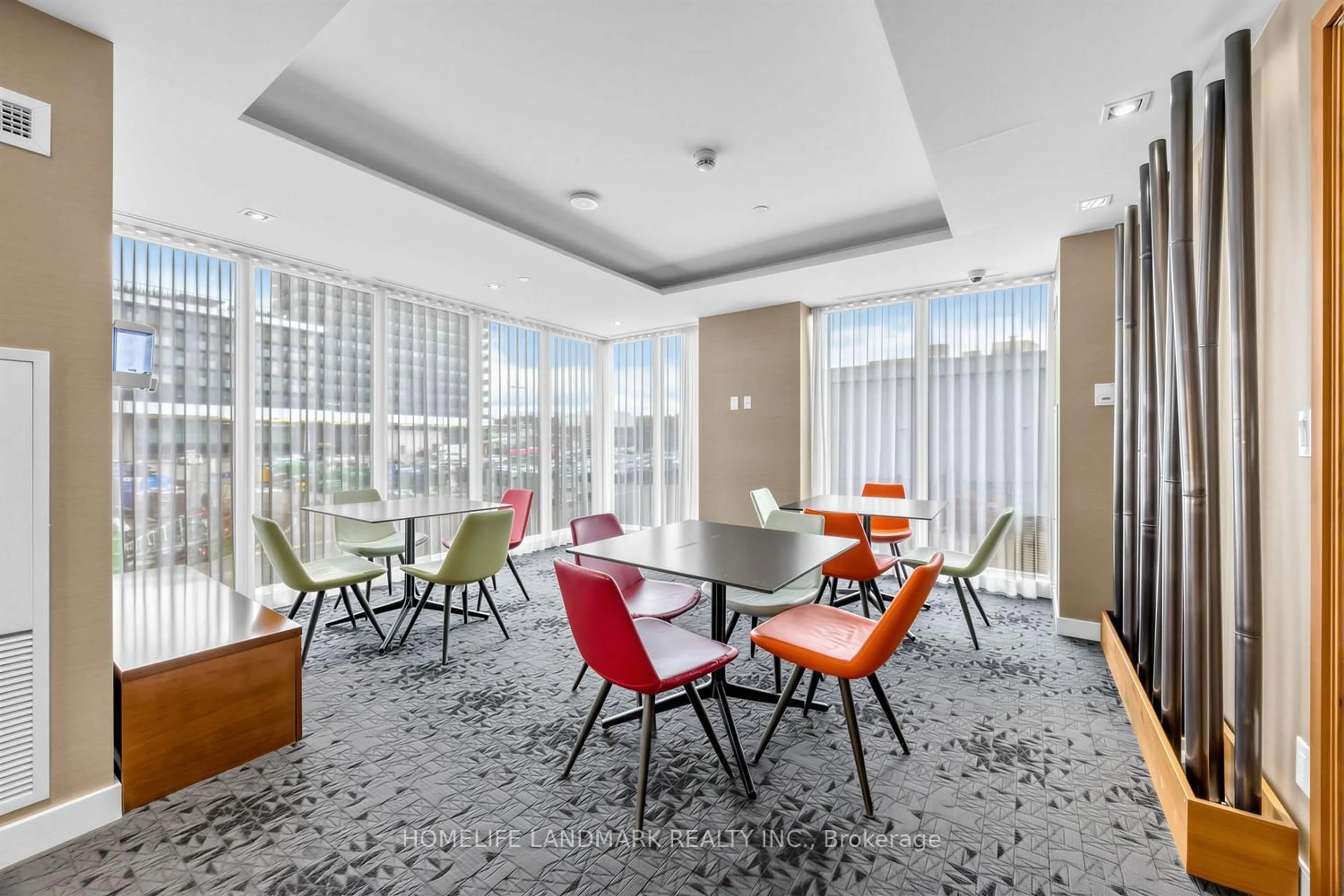 Lobby for 72 Esther Shiner Blvd #606, Toronto Ontario M2K 0C4