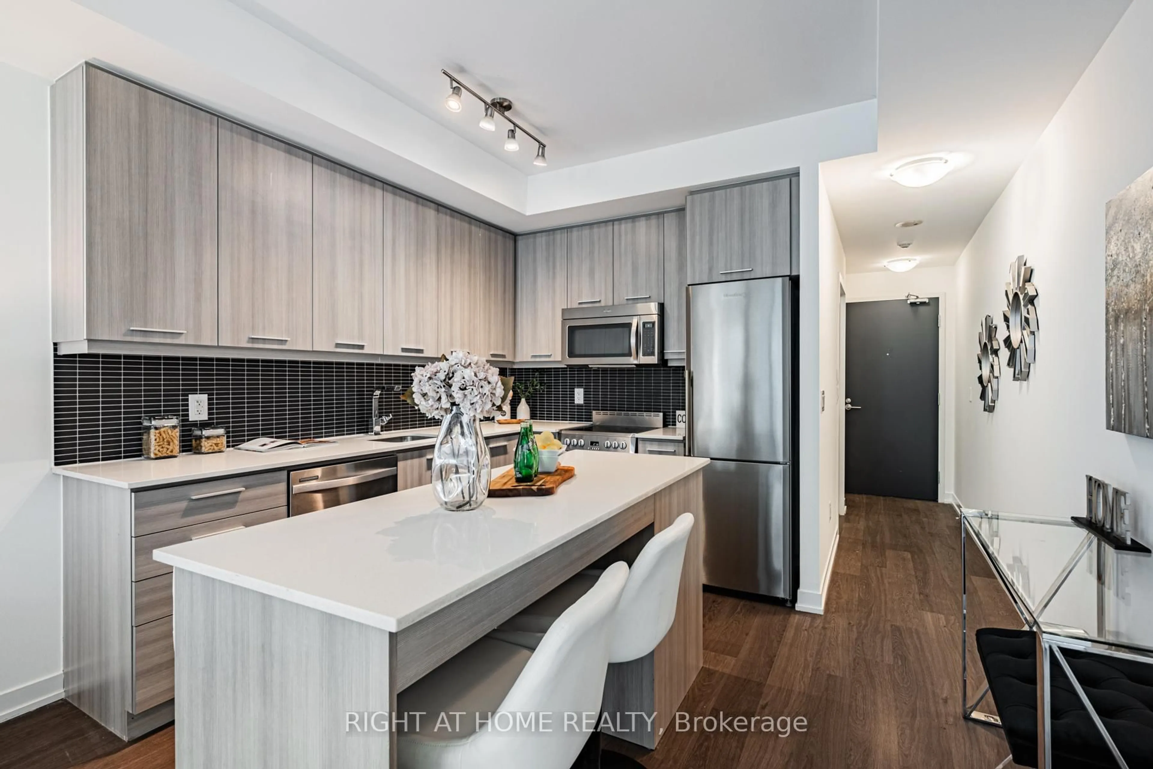 Open concept kitchen, unknown for 105 George St #312, Toronto Ontario M5A 0L4