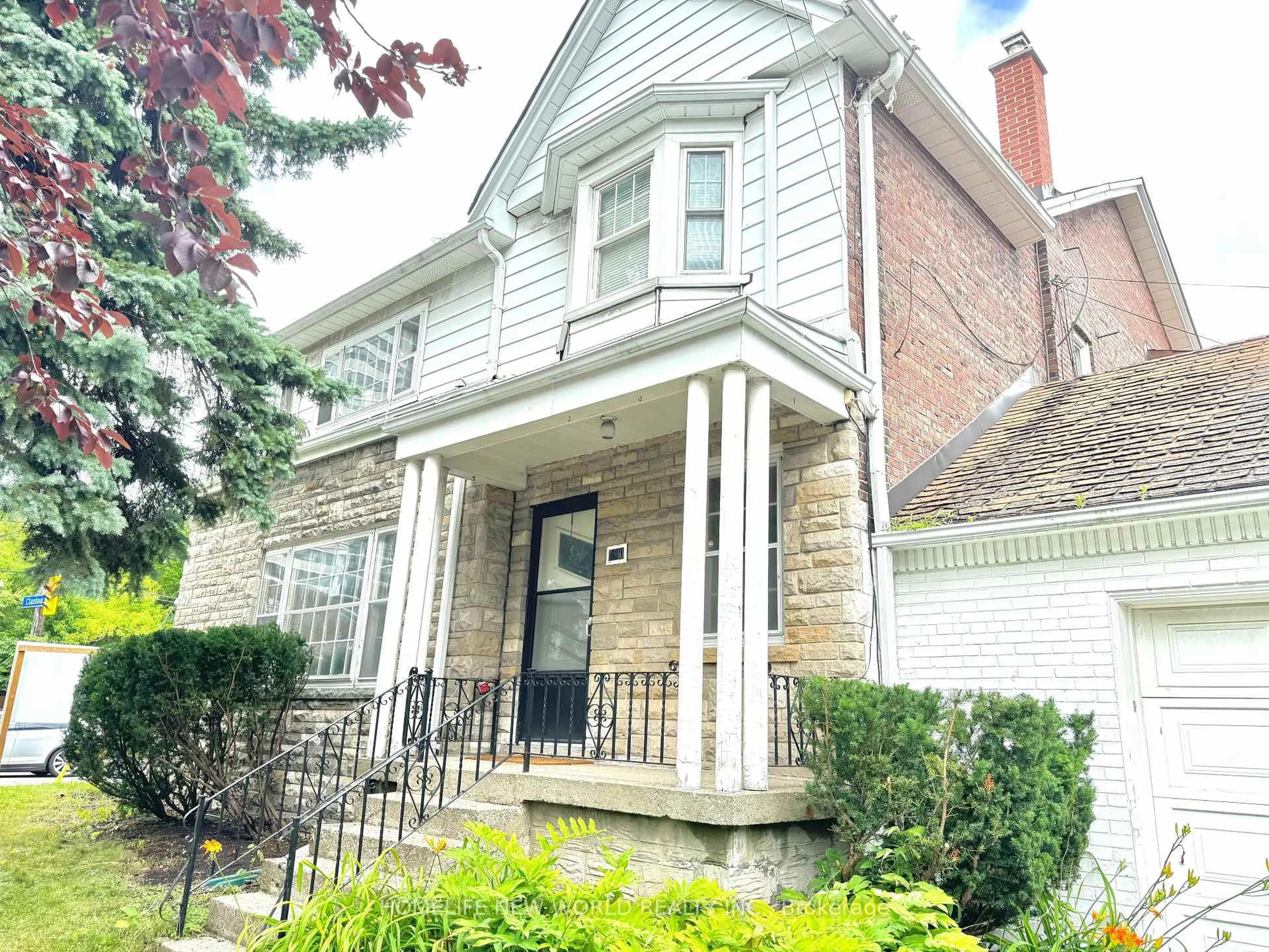 Home with brick exterior material, street for 1563 Bathurst St, Toronto Ontario M5P 3H8