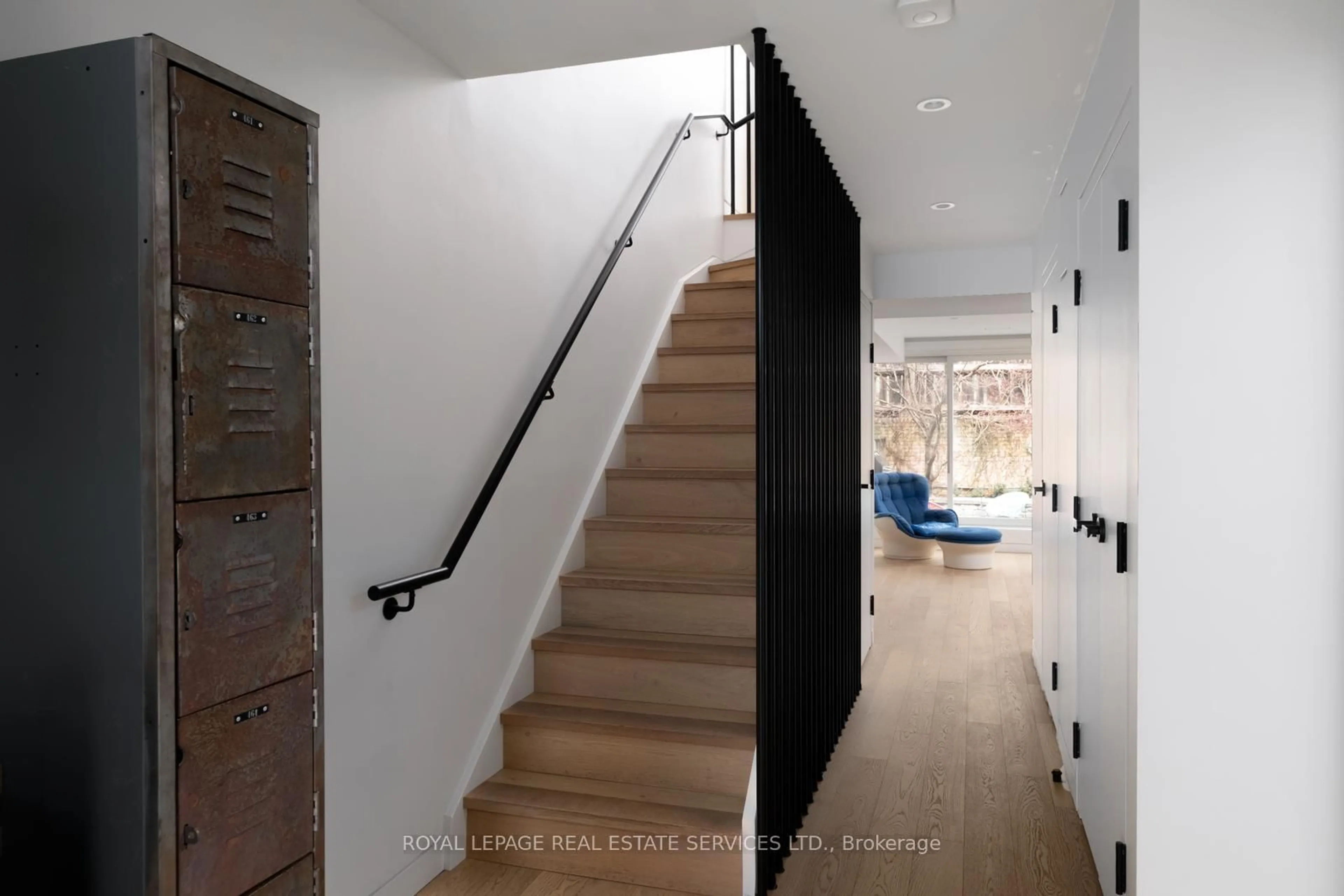 Unknown for 390 Wellesley St #16, Toronto Ontario M4X 1H6