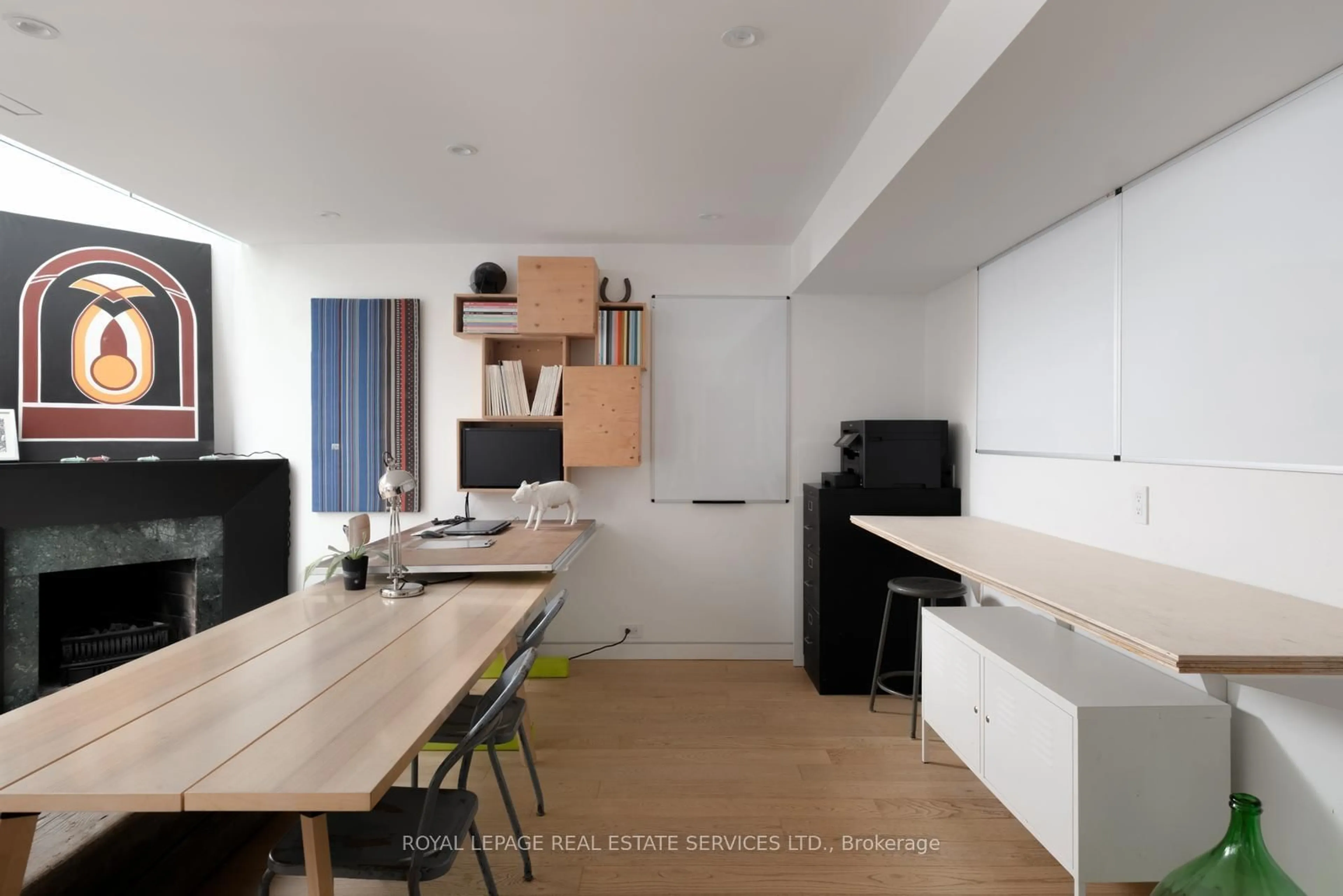 Standard kitchen, unknown for 390 Wellesley St #16, Toronto Ontario M4X 1H6