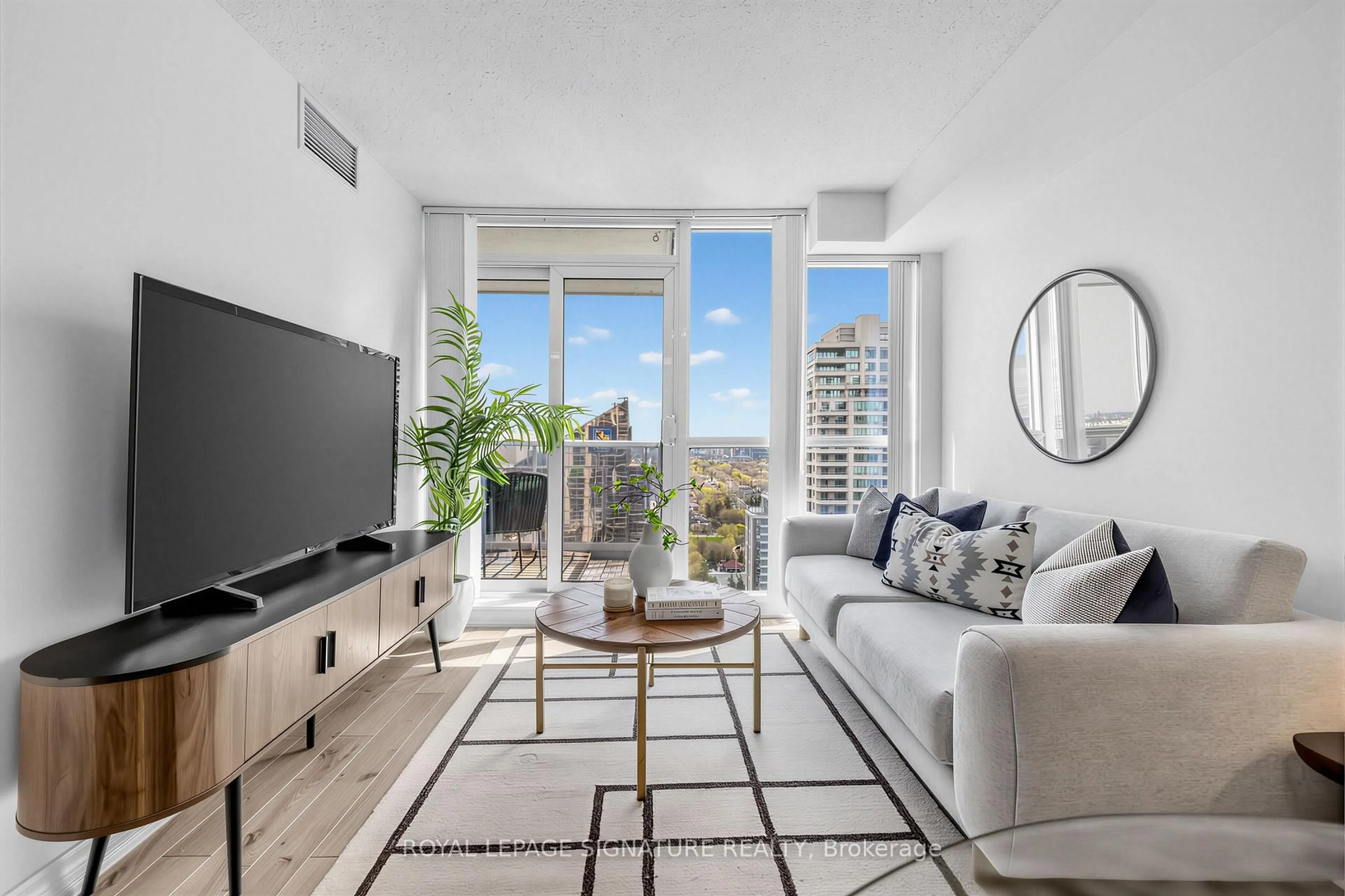 Living room with furniture, unknown for 4978 Yonge St #3302, Toronto Ontario M2N 7G8