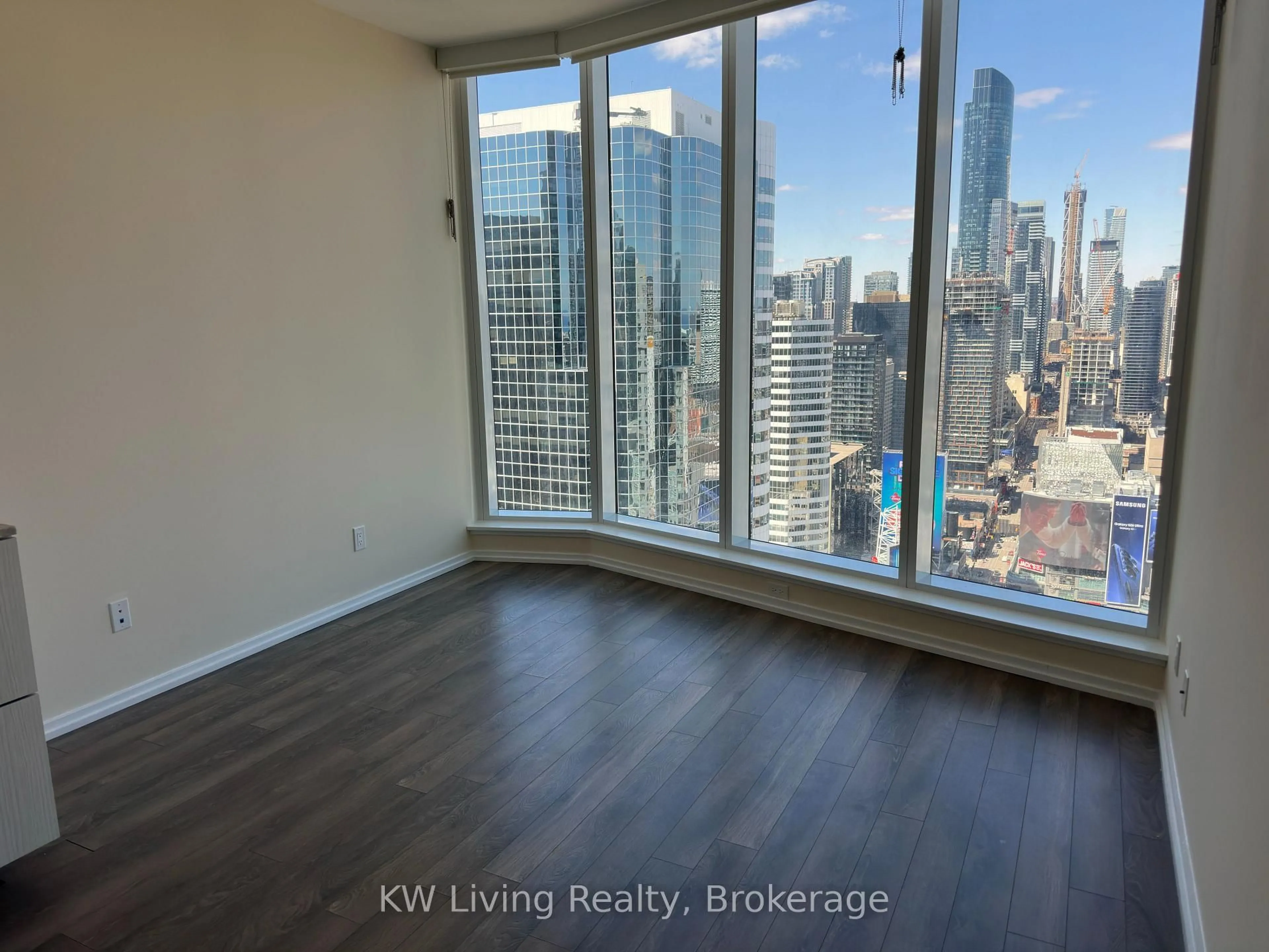 A pic of a room for 197 Yonge St #3714, Toronto Ontario M5B 1M4