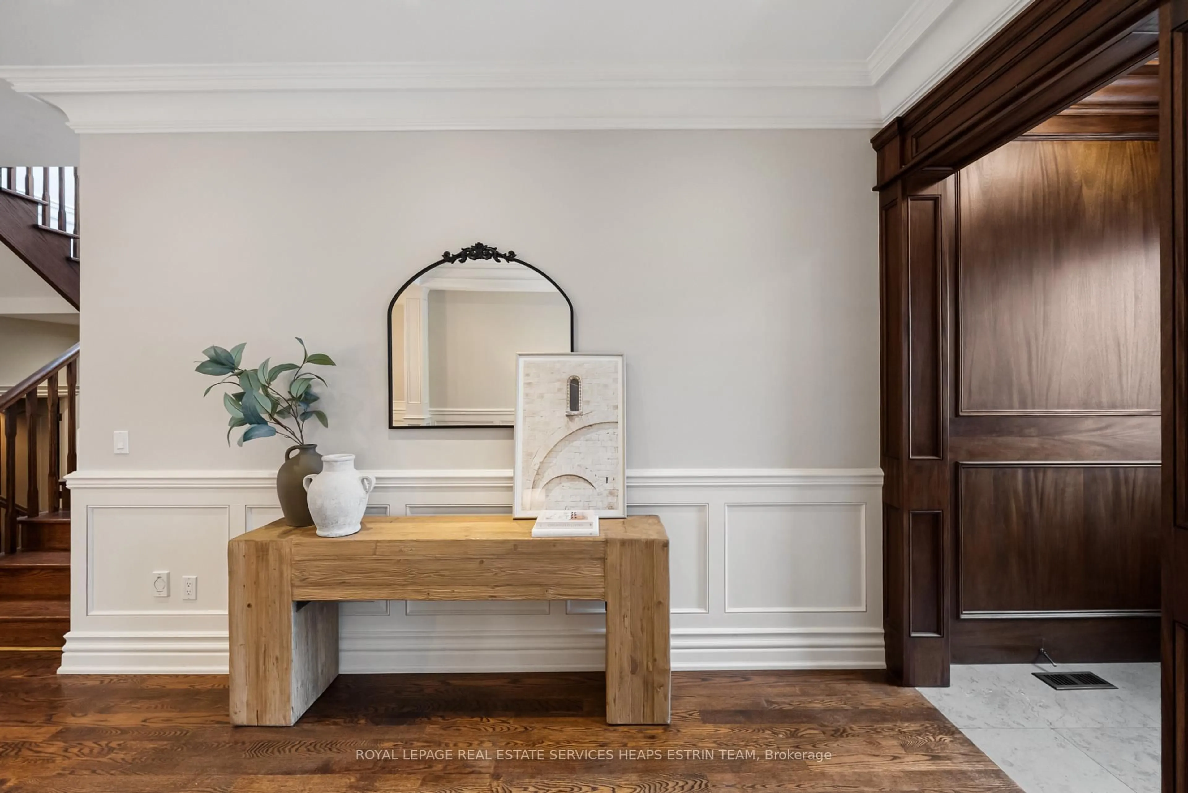 Indoor entryway for 82 Vanderhoof Ave, Toronto Ontario M4G 2H4