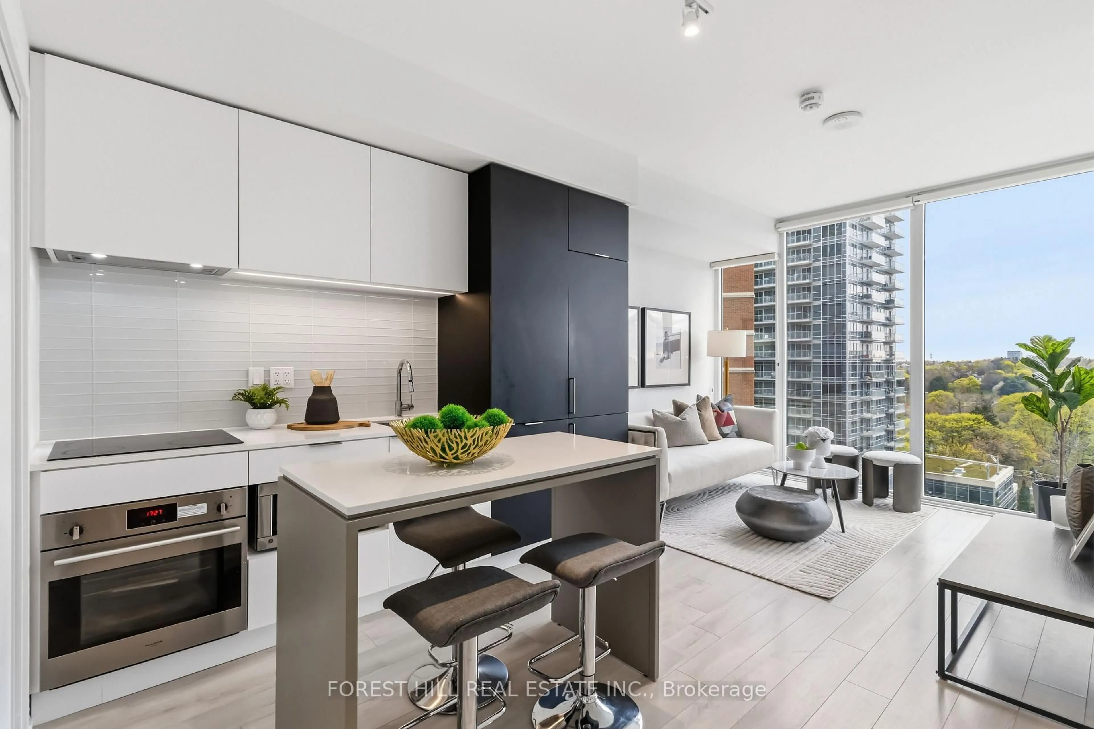 Contemporary kitchen, unknown for 33 Helendale Ave #819, Toronto Ontario M4R 0A4