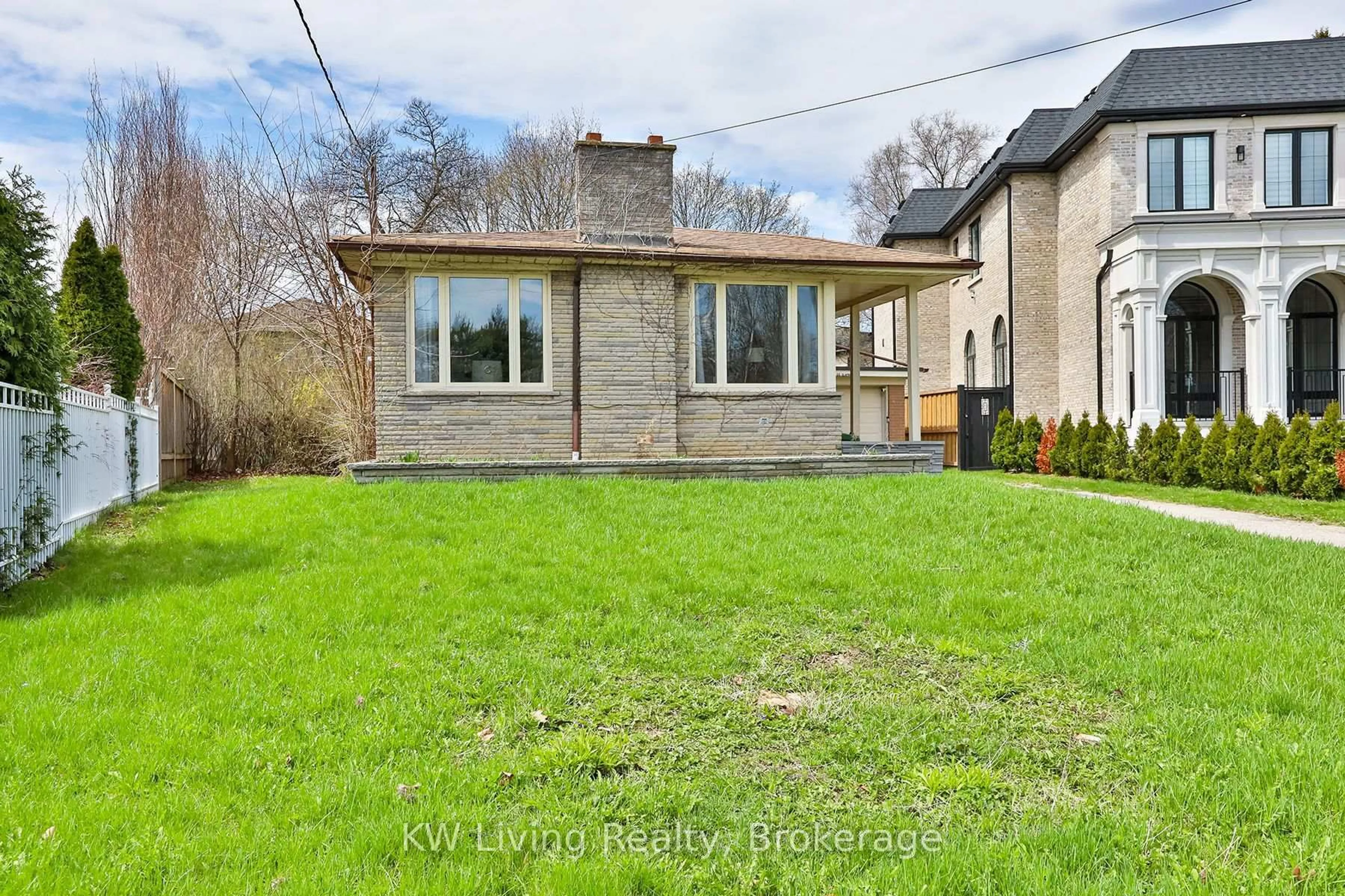 Unknown for 66 Claywood Rd, Toronto Ontario M2N 2R2