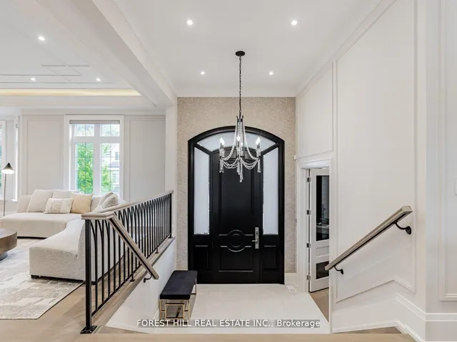 39 Rippleton Rd, Toronto 3