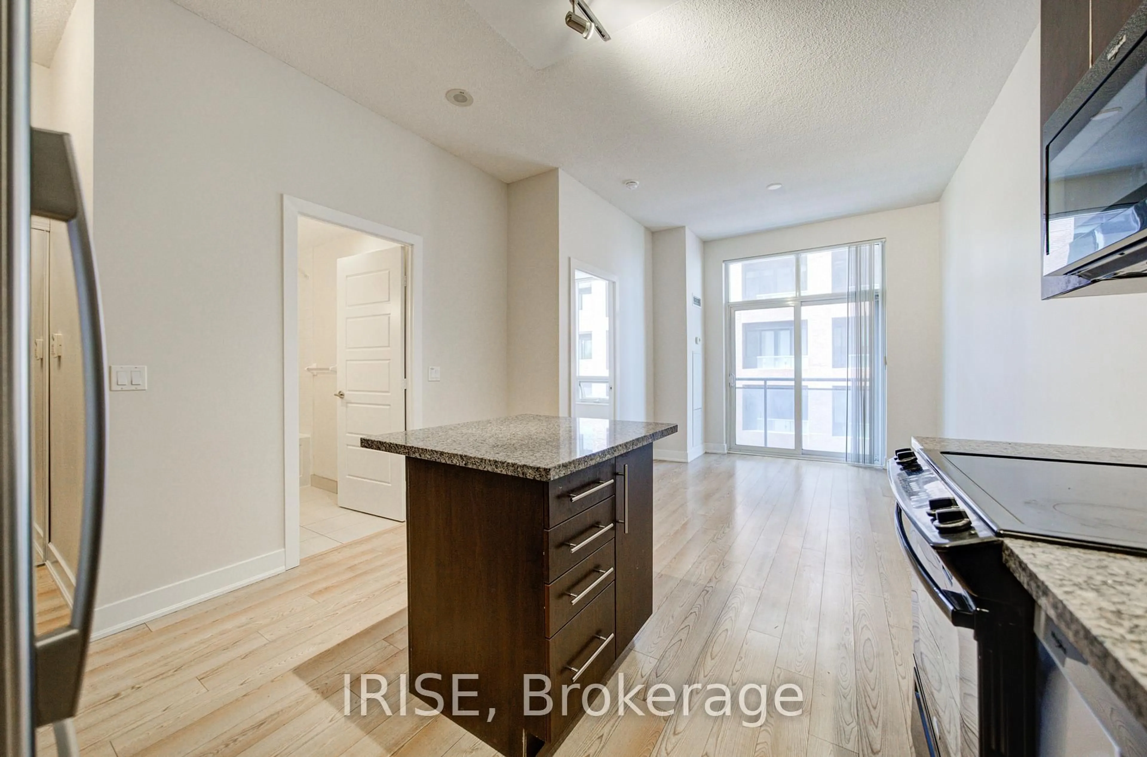 A pic of a room for 28 Linden St #1109, Toronto Ontario M4Y 0A4