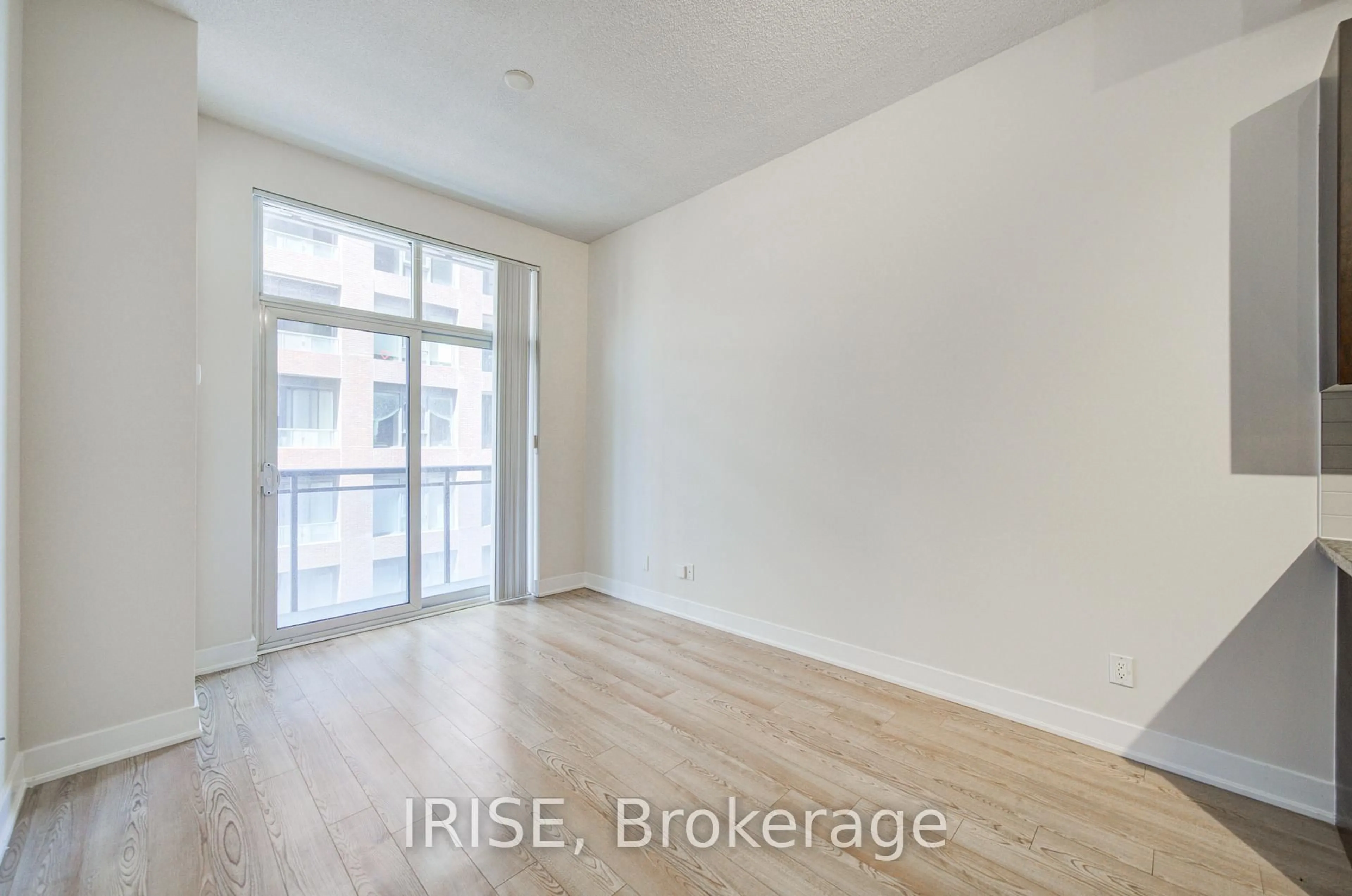 A pic of a room for 28 Linden St #1109, Toronto Ontario M4Y 0A4