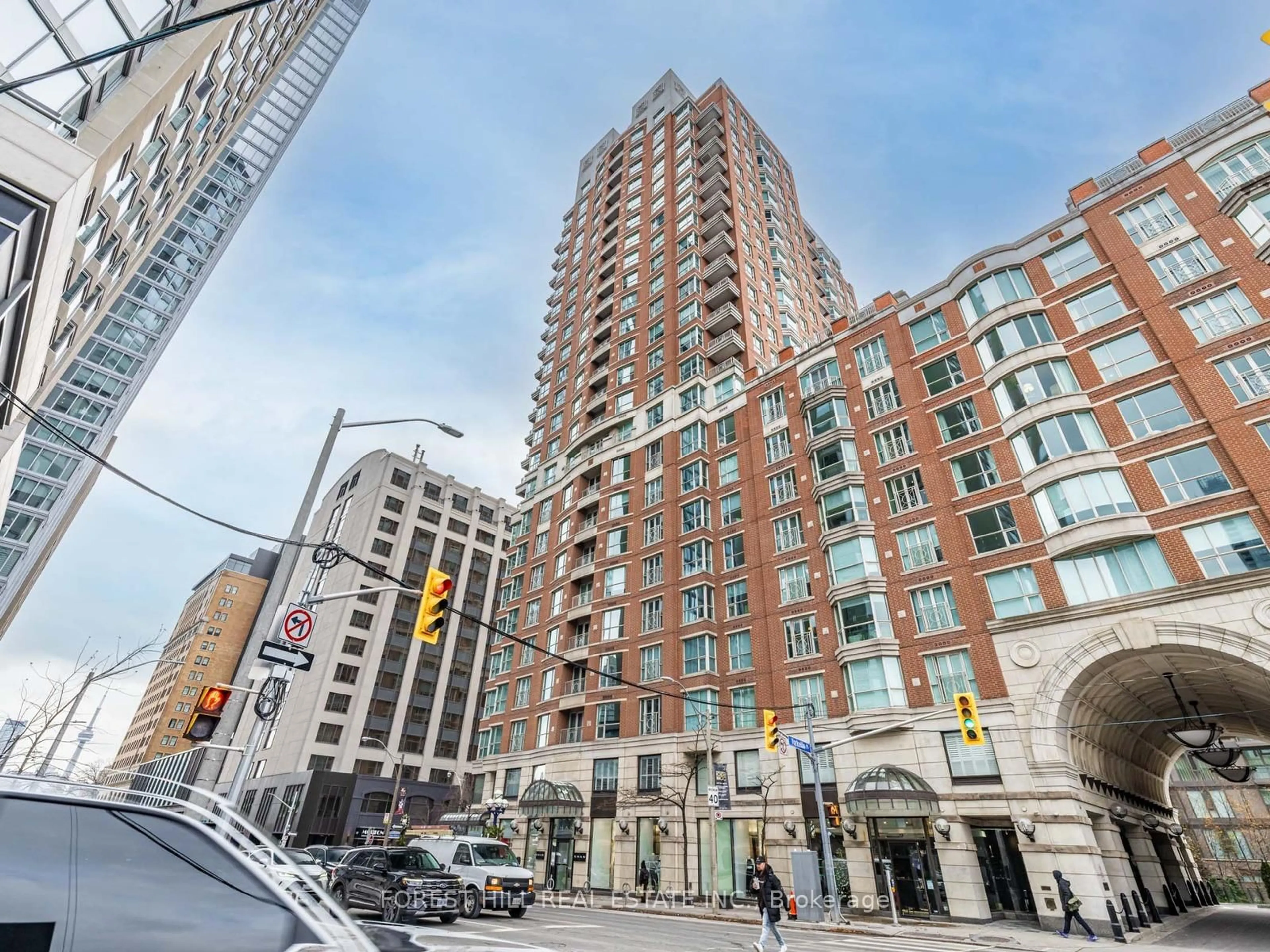 Unknown for 38 Avenue Rd #2002, Toronto Ontario M5R 2G2