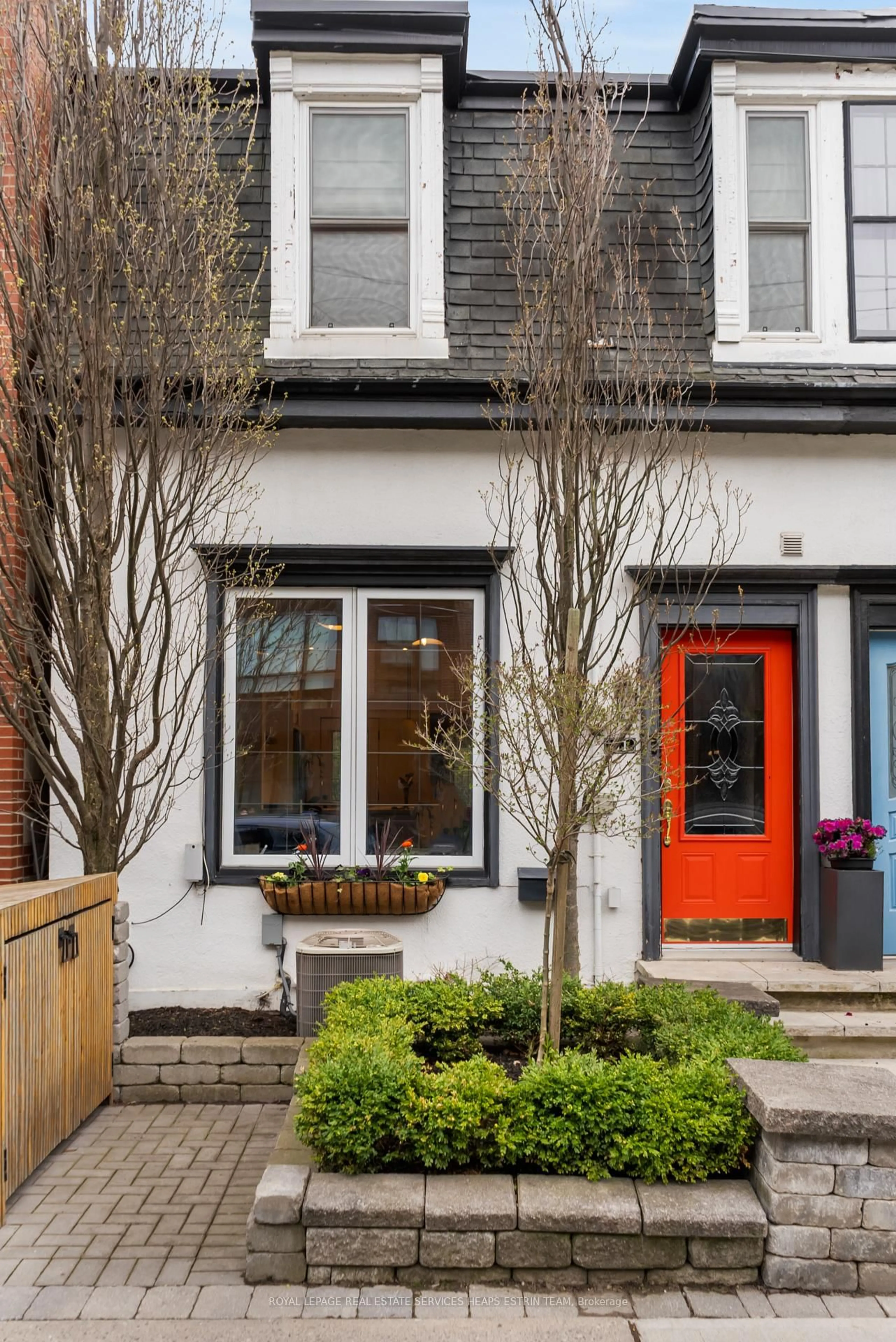 Home with brick exterior material, street for 31 Birch Ave, Toronto Ontario M4V 1E1