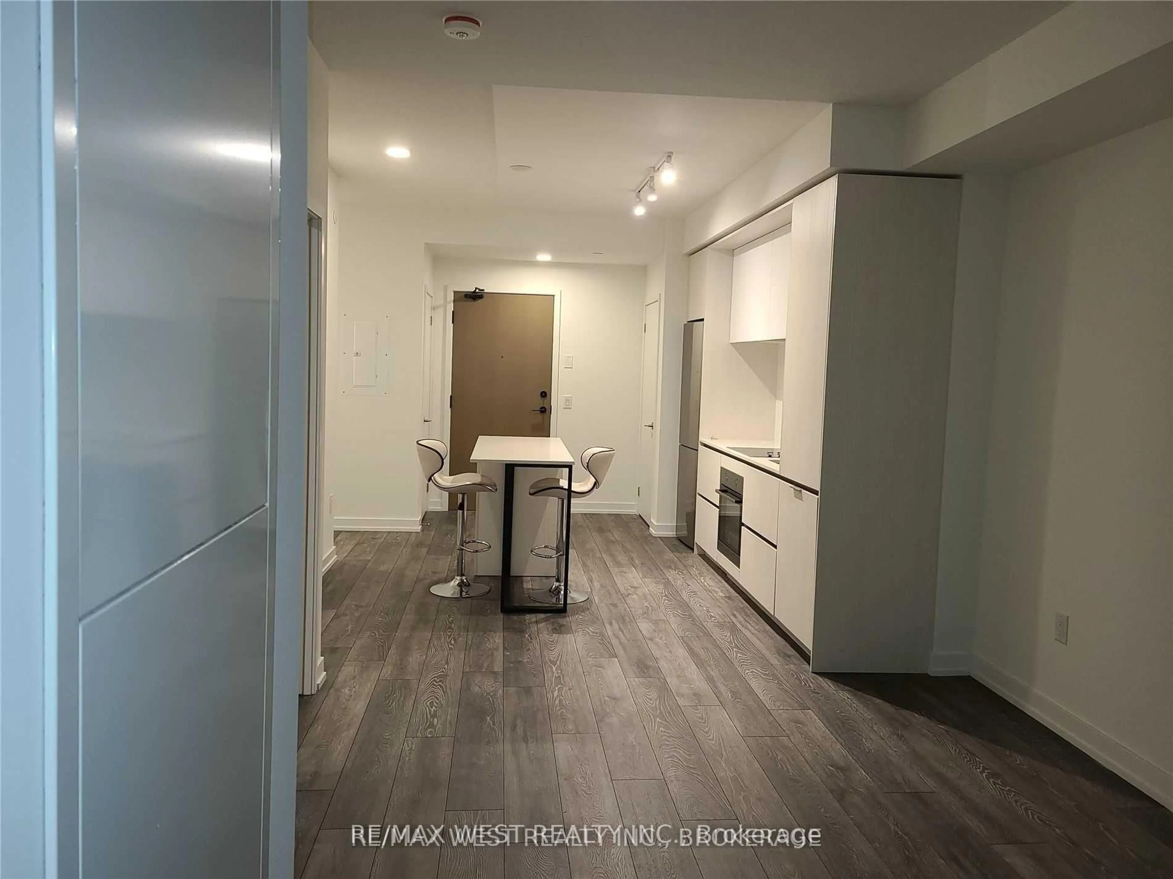Unknown for 34 Tubman St #1009, Toronto Ontario M5A 0M8