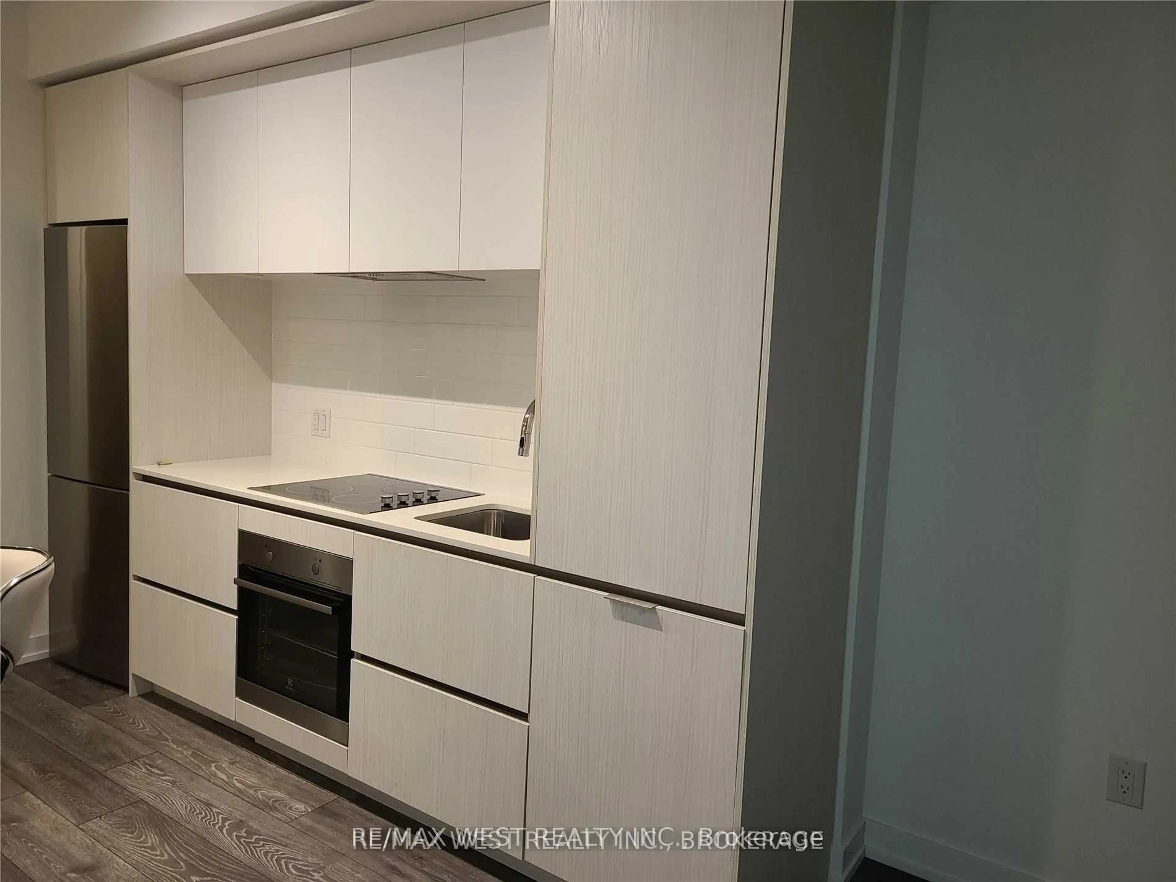 Standard kitchen, unknown for 34 Tubman St #1009, Toronto Ontario M5A 0M8