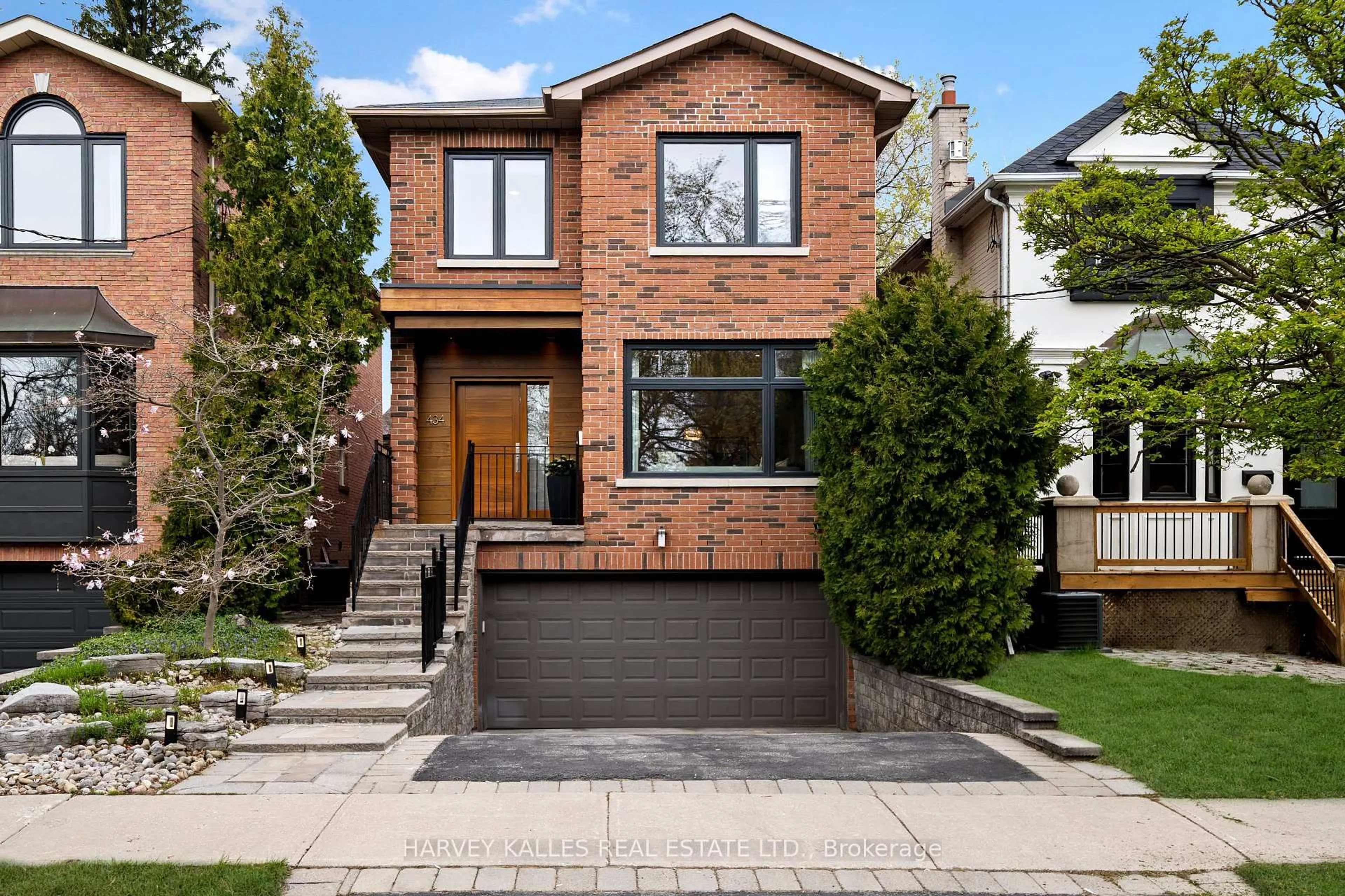 Home with brick exterior material, street for 434 Bedford Park Ave, Toronto Ontario M5M 1K1