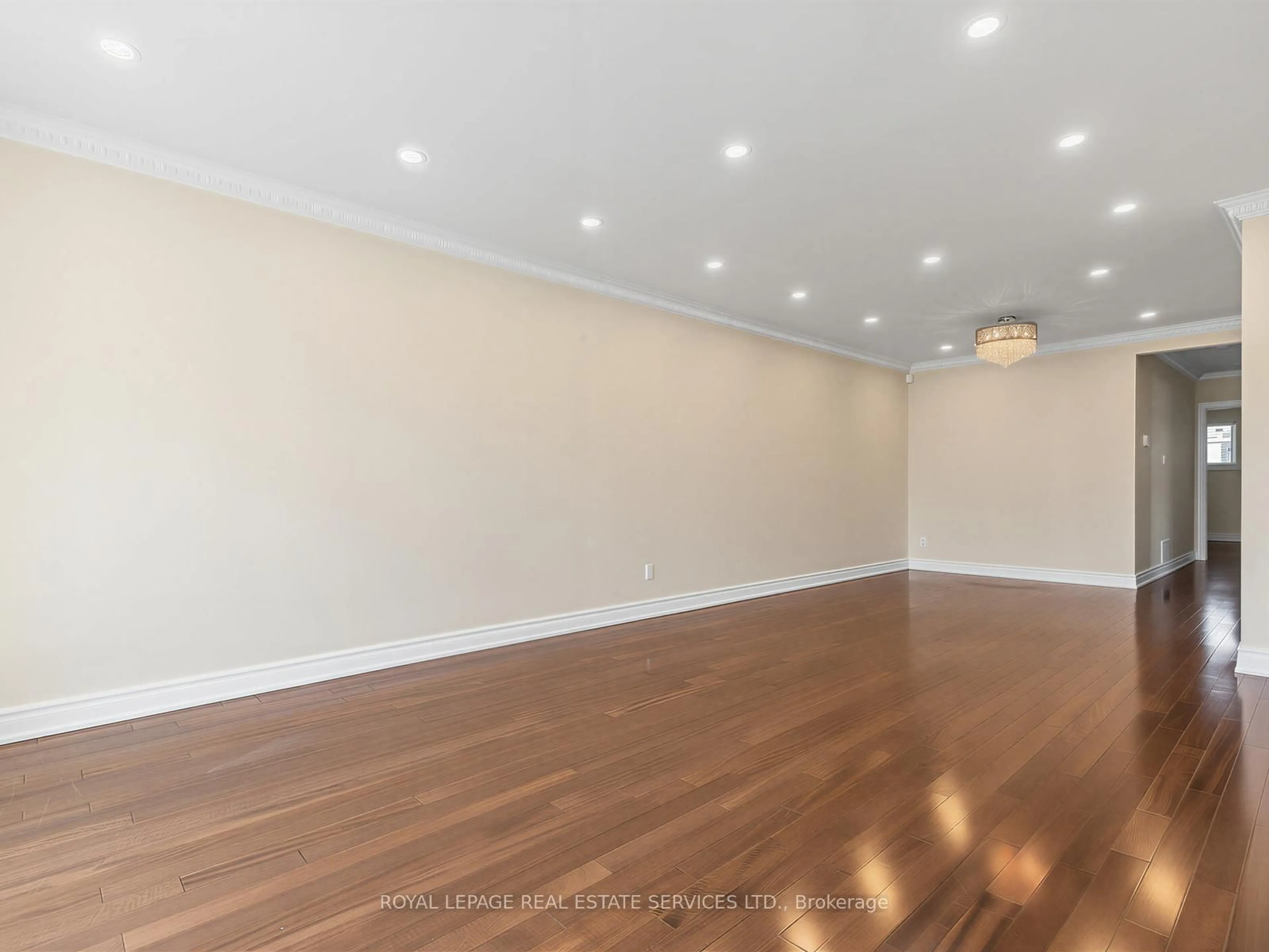 A pic of a room for 44 Caracas Rd, Toronto Ontario M2K 1A9