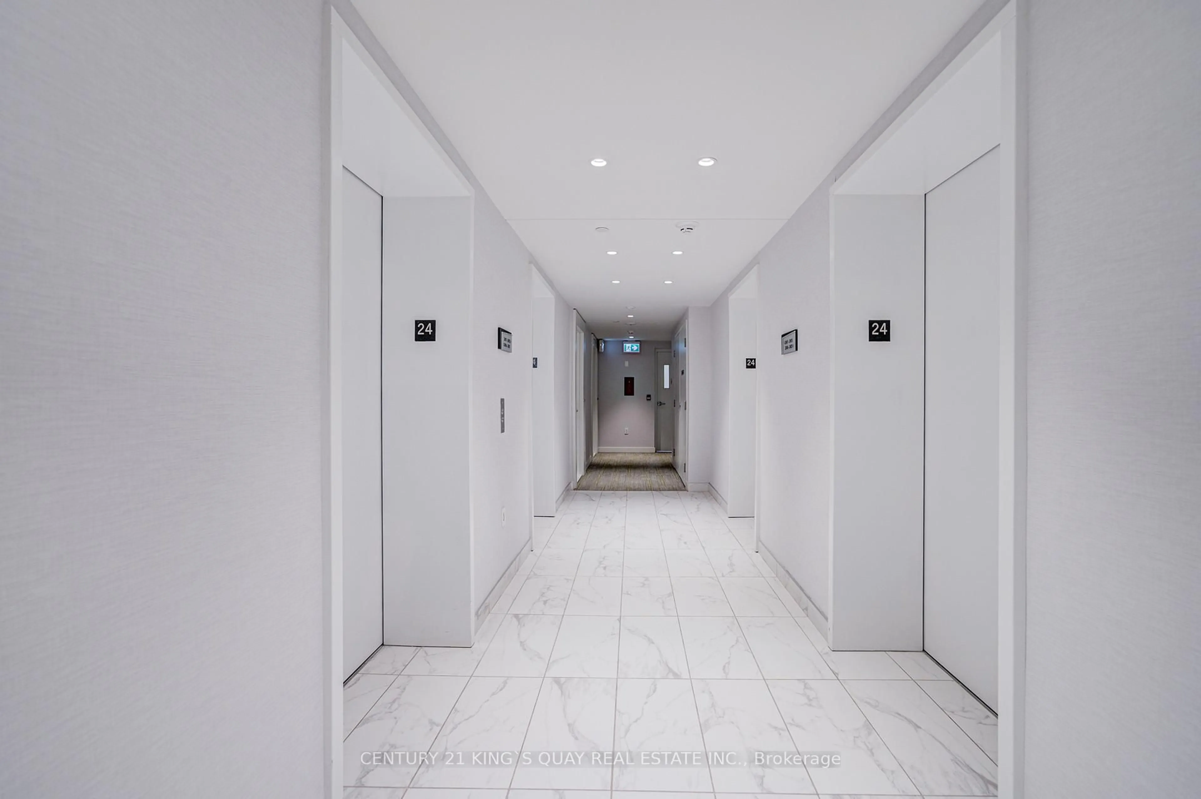 Indoor foyer for 230 Simcoe St #2417, Toronto Ontario M5T 1T4