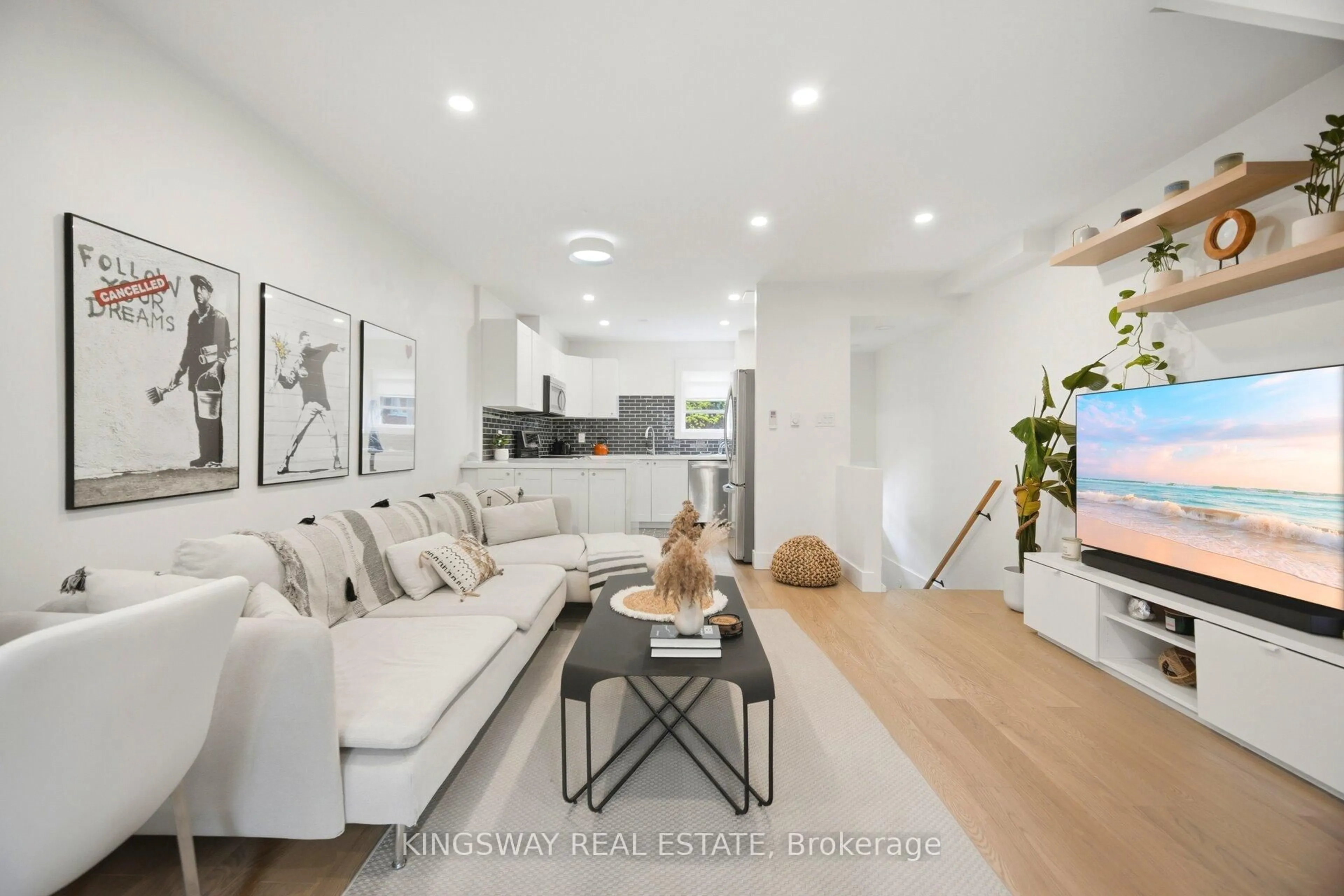 Living room with furniture, unknown for 251 Ontario St, Toronto Ontario M5A 2V6
