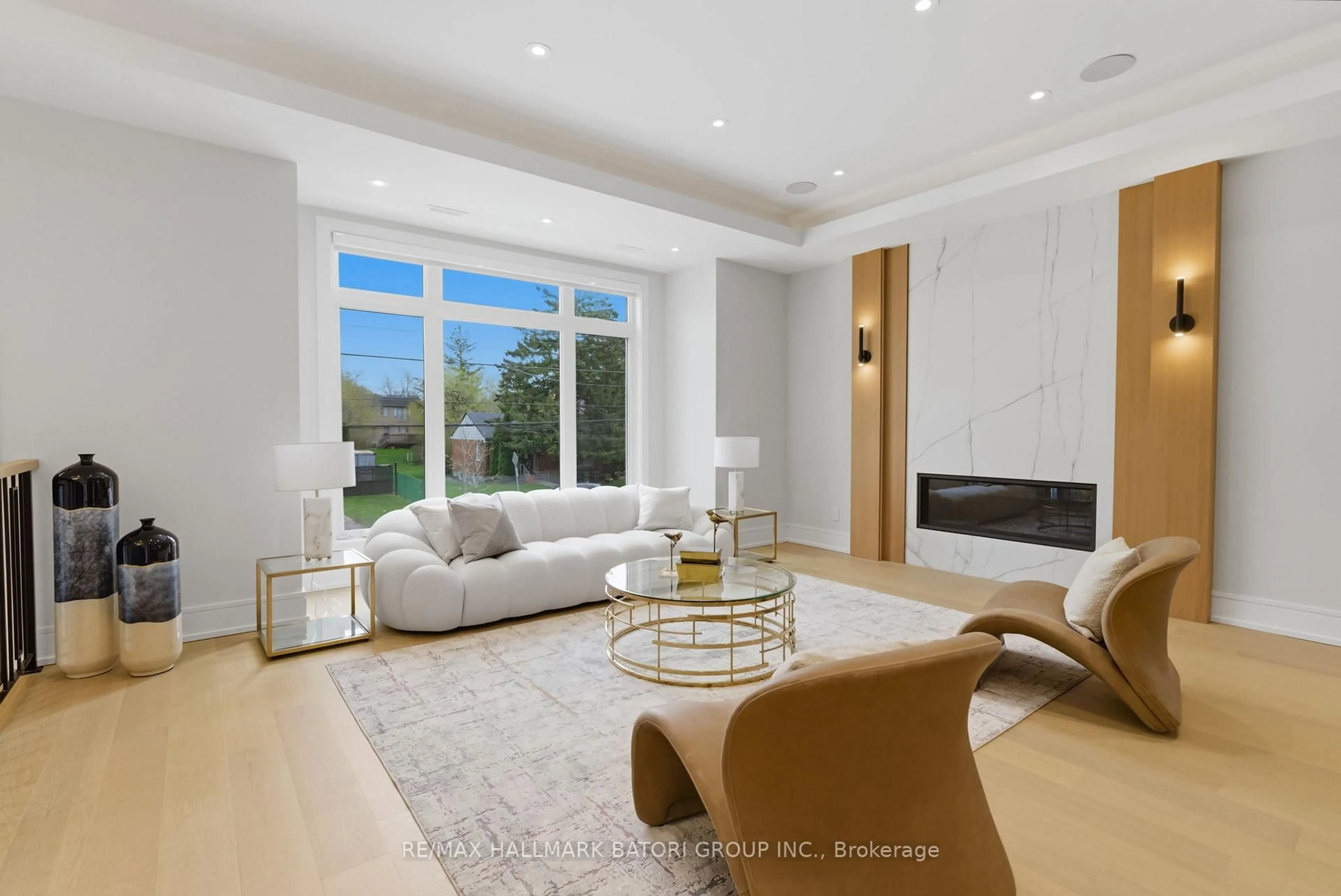 Living room with furniture, unknown for 68 Lynnhaven Rd, Toronto Ontario M6A 2K9