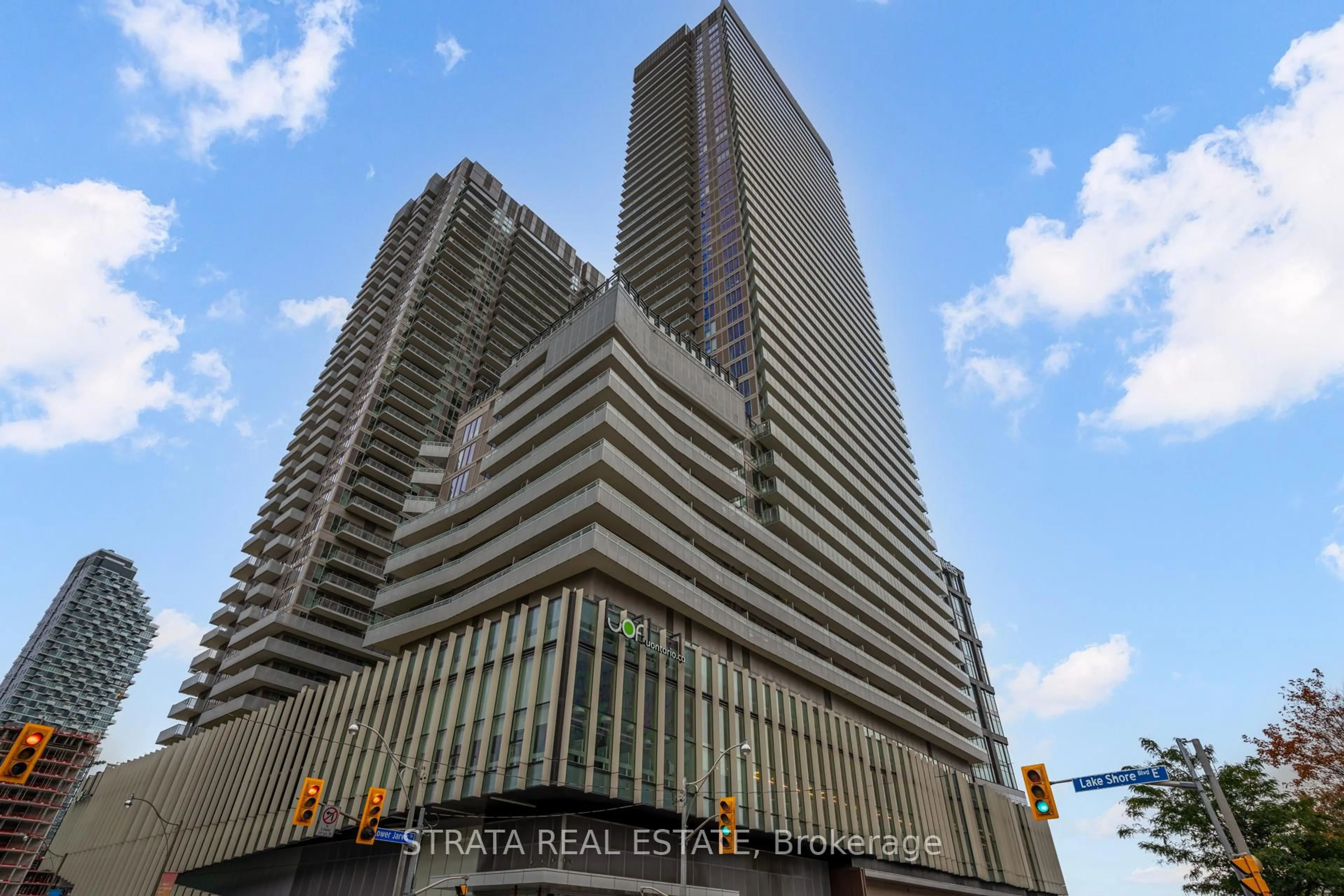 Indoor foyer for 15 Lower Jarvis St #1607, Toronto Ontario M5E 0C4