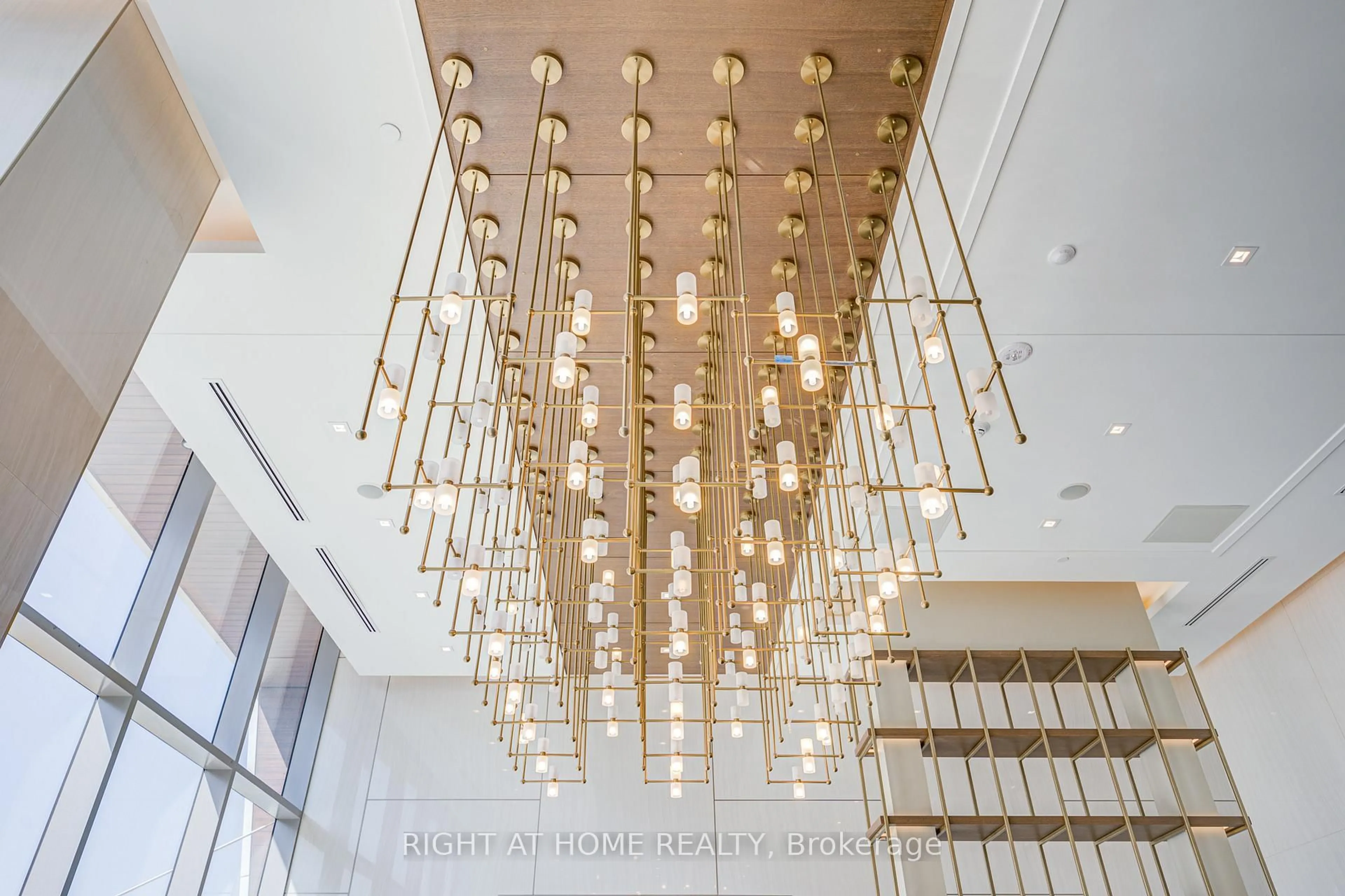 Indoor foyer for 8 Olympic Garden Dr #S2410, Toronto Ontario M2M 0B9
